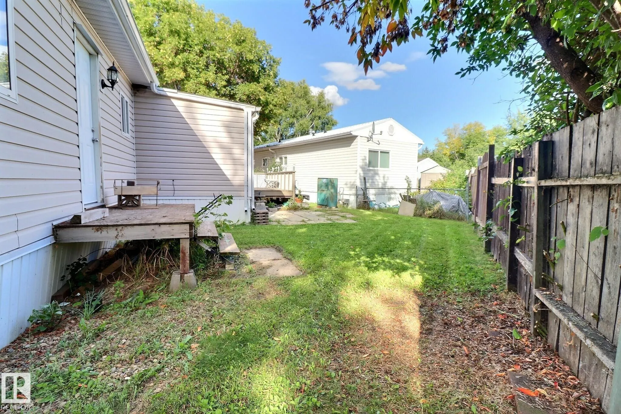 289 Juniper Crescent