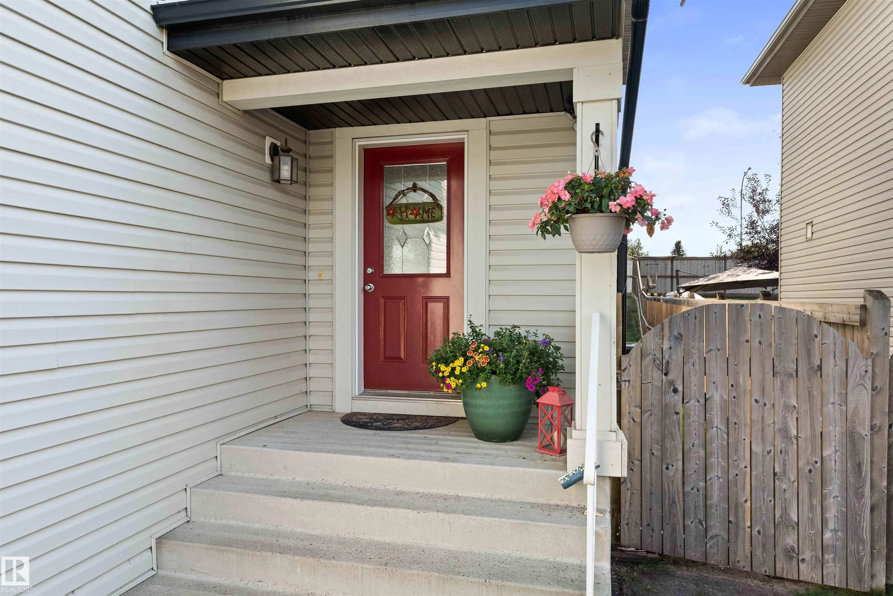 271 SUMMERTON Crescent