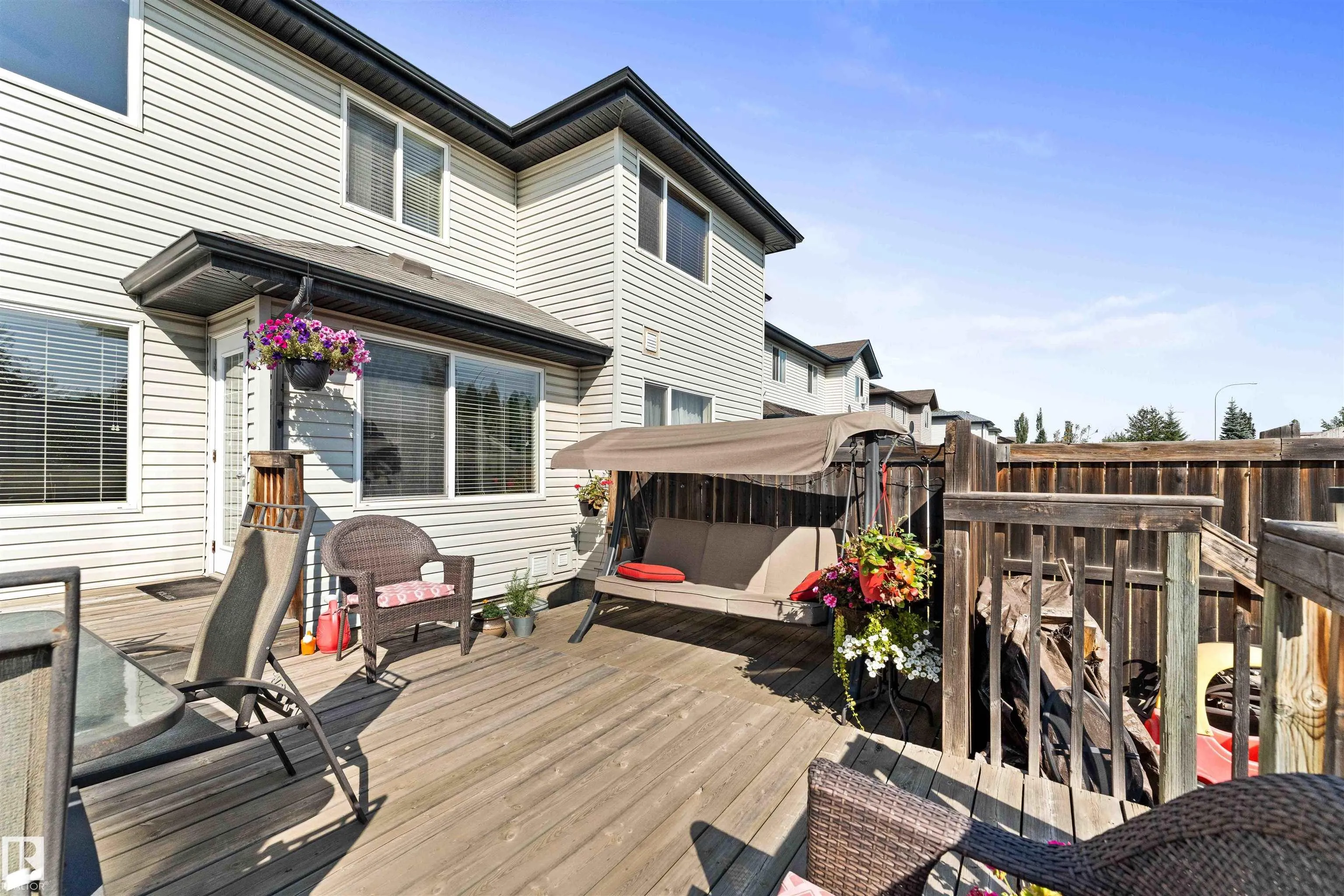 271 SUMMERTON Crescent