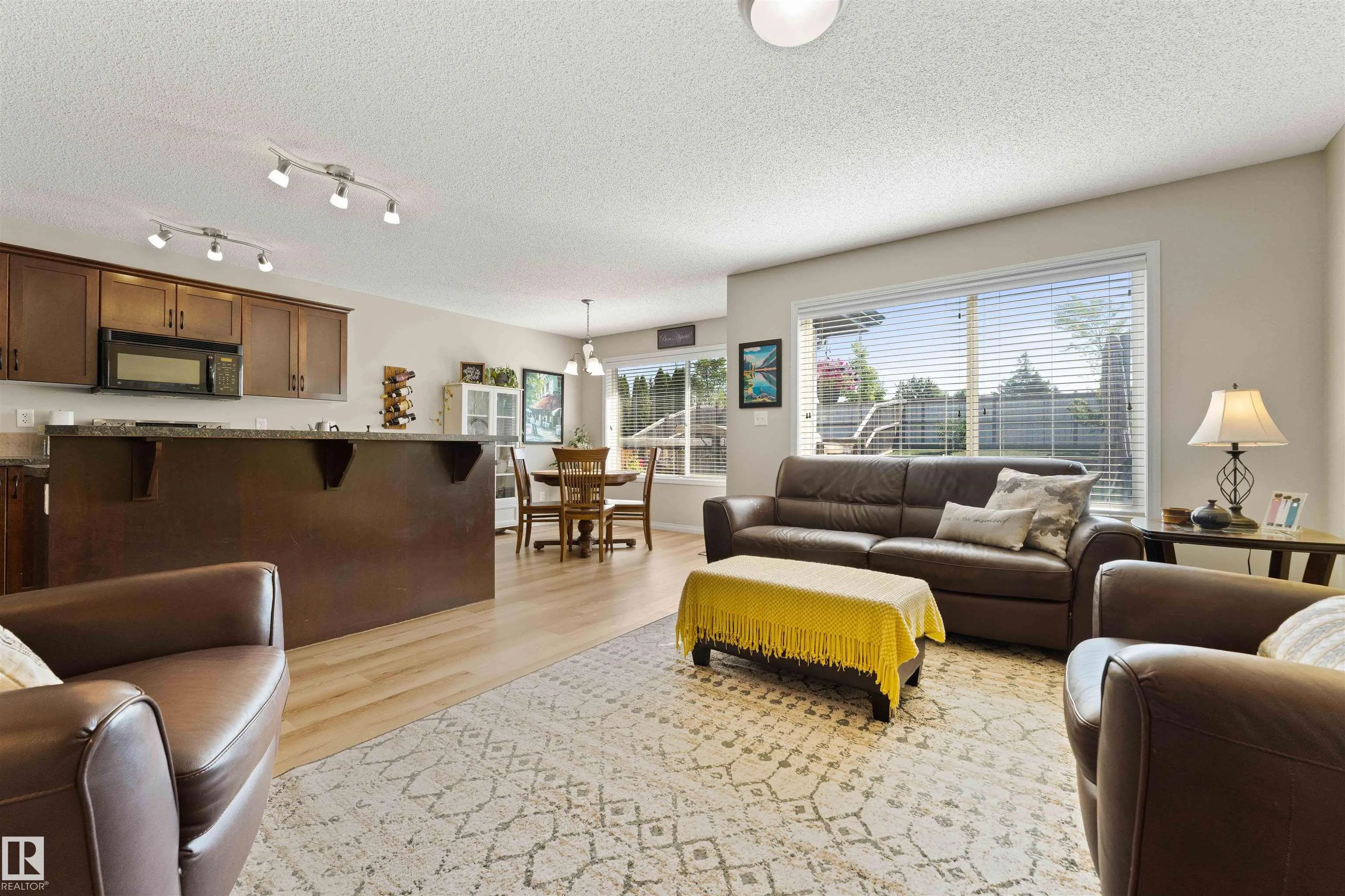 271 SUMMERTON Crescent