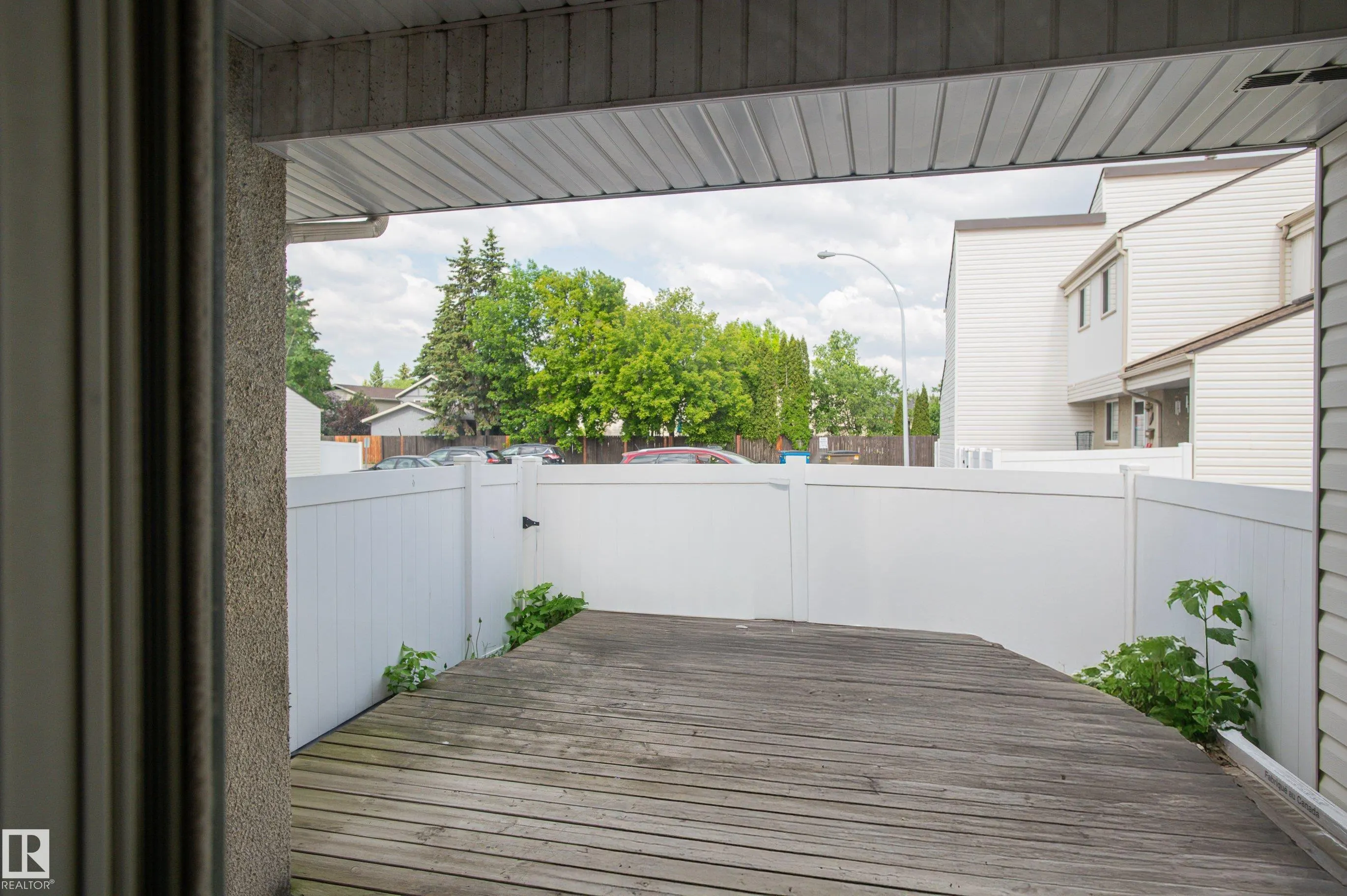 45 WOODVALE Village