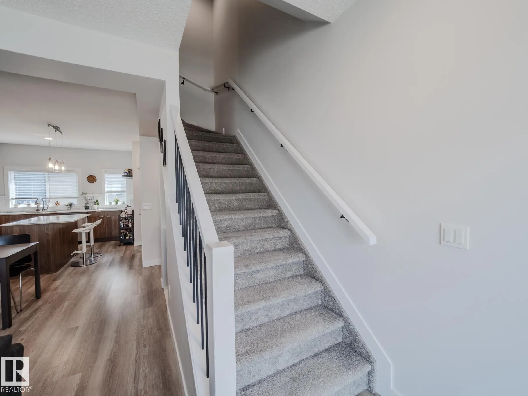 1010 RABBIT HILL Road