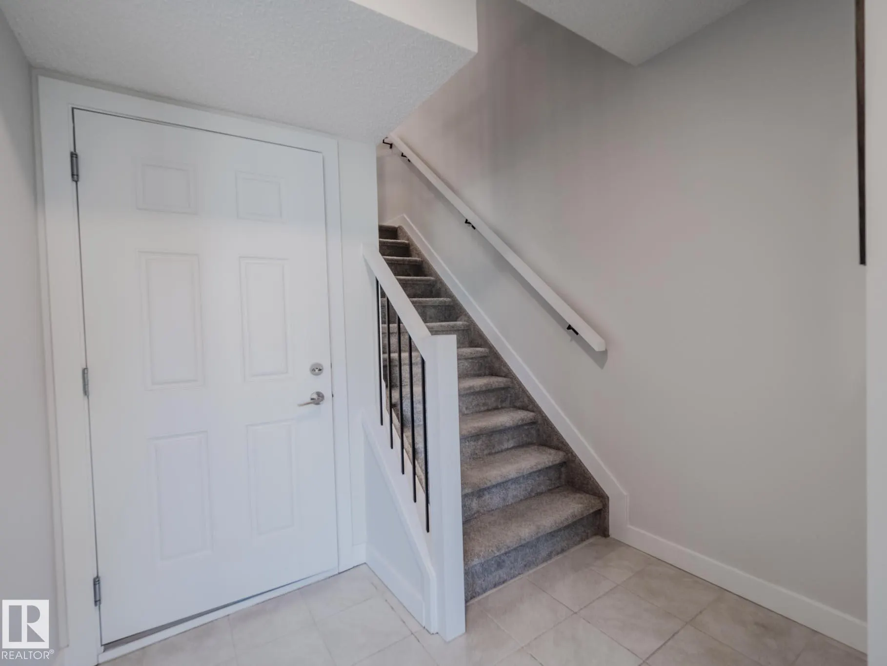 1010 RABBIT HILL Road