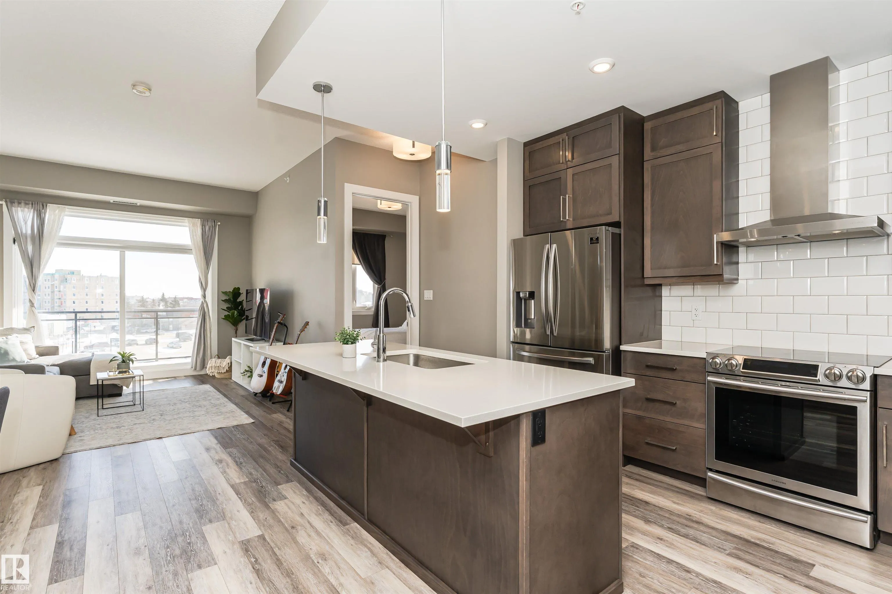 524 GRIESBACH Parade