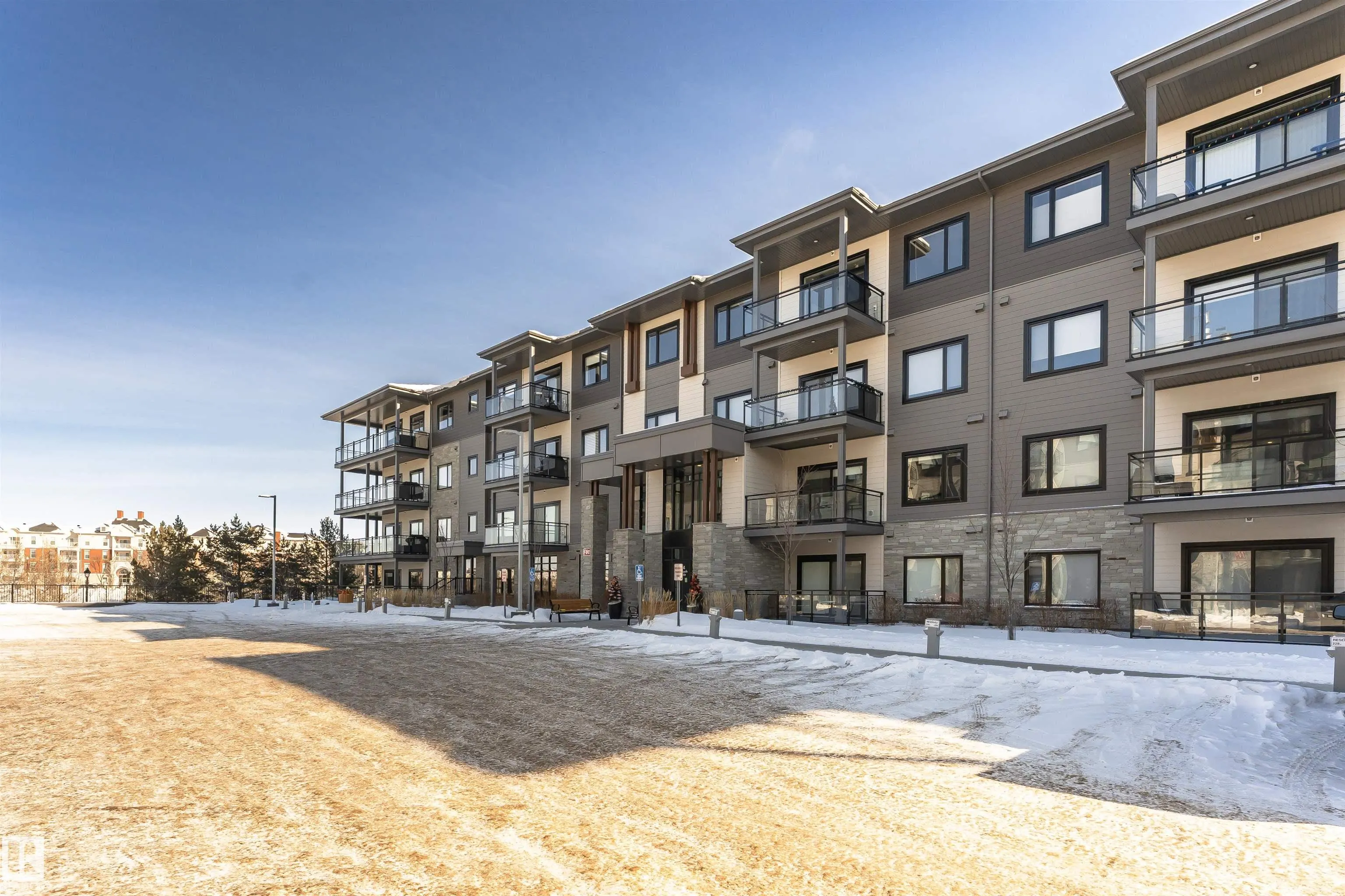 524 GRIESBACH Parade