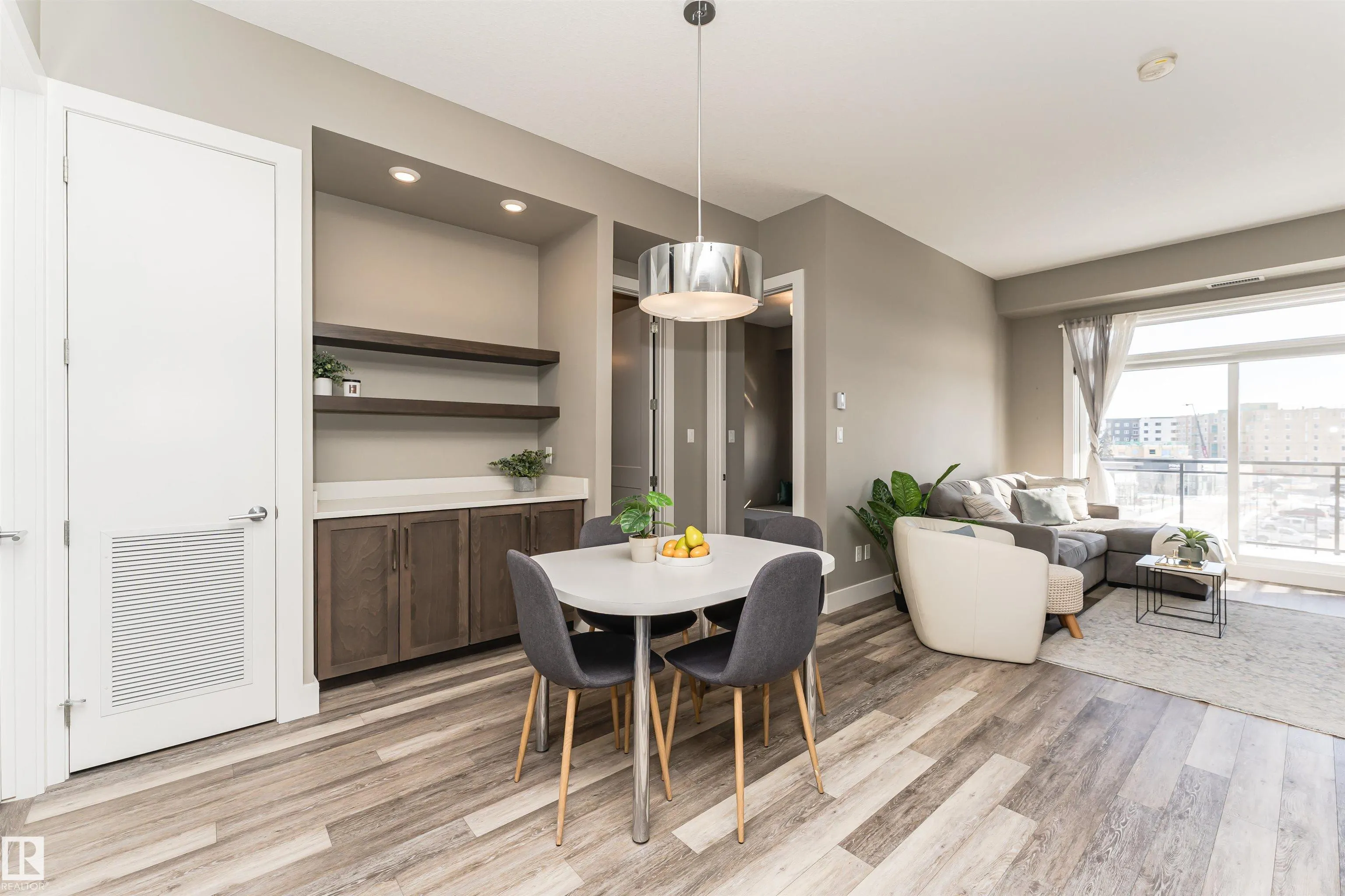 524 GRIESBACH Parade