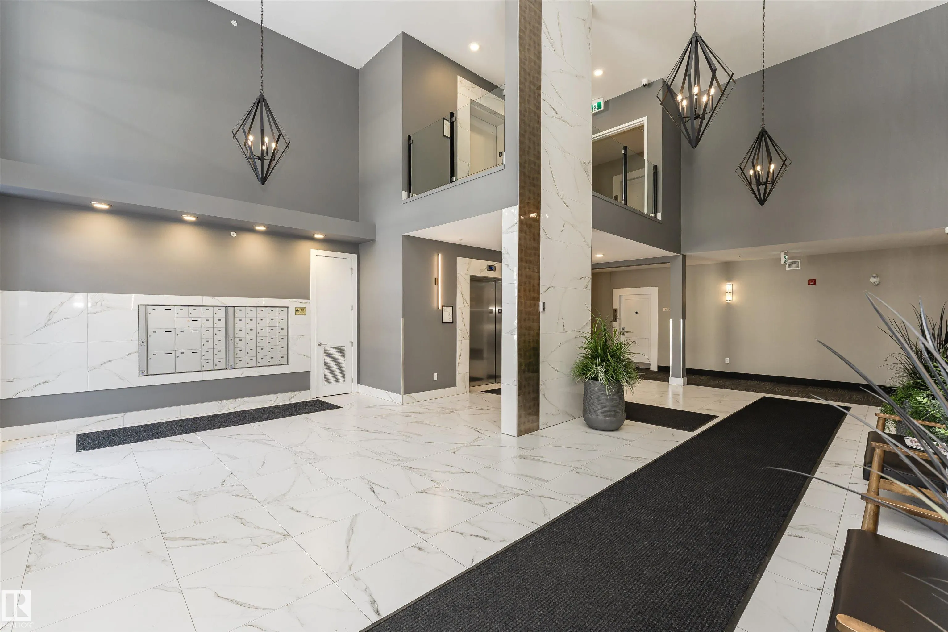 524 GRIESBACH Parade