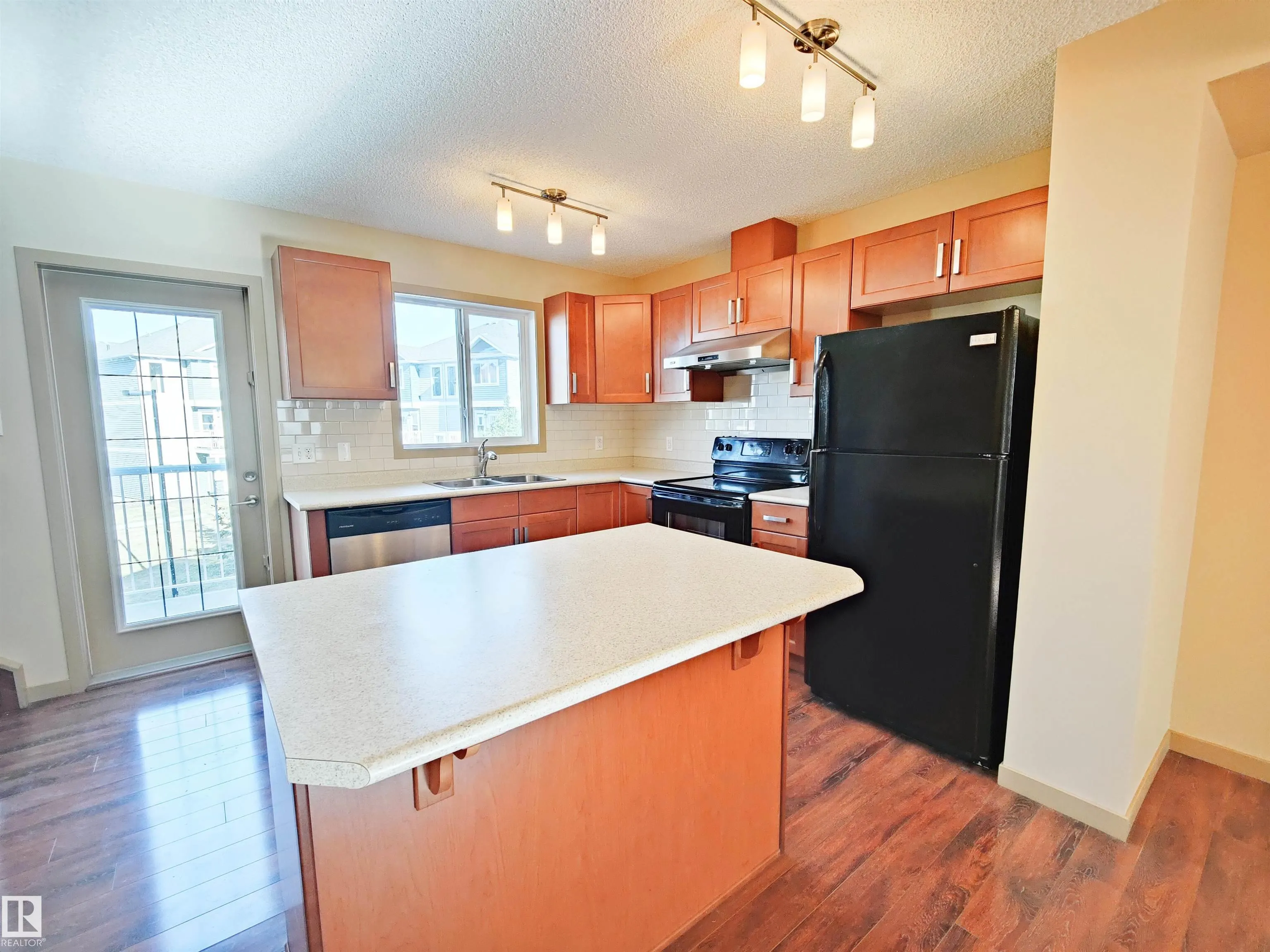 1816 RUTHERFORD Road