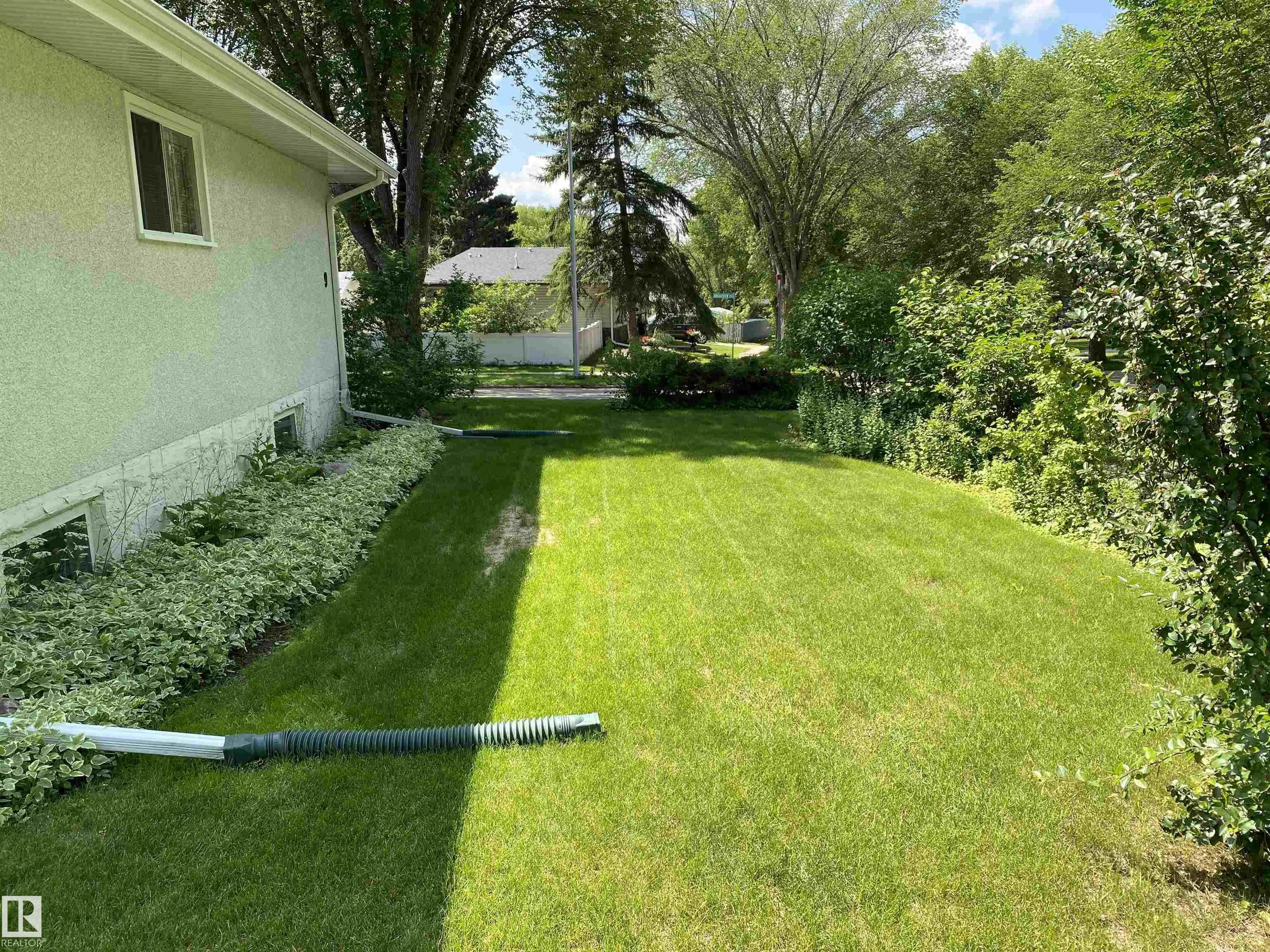 9 BURNHAM Avenue