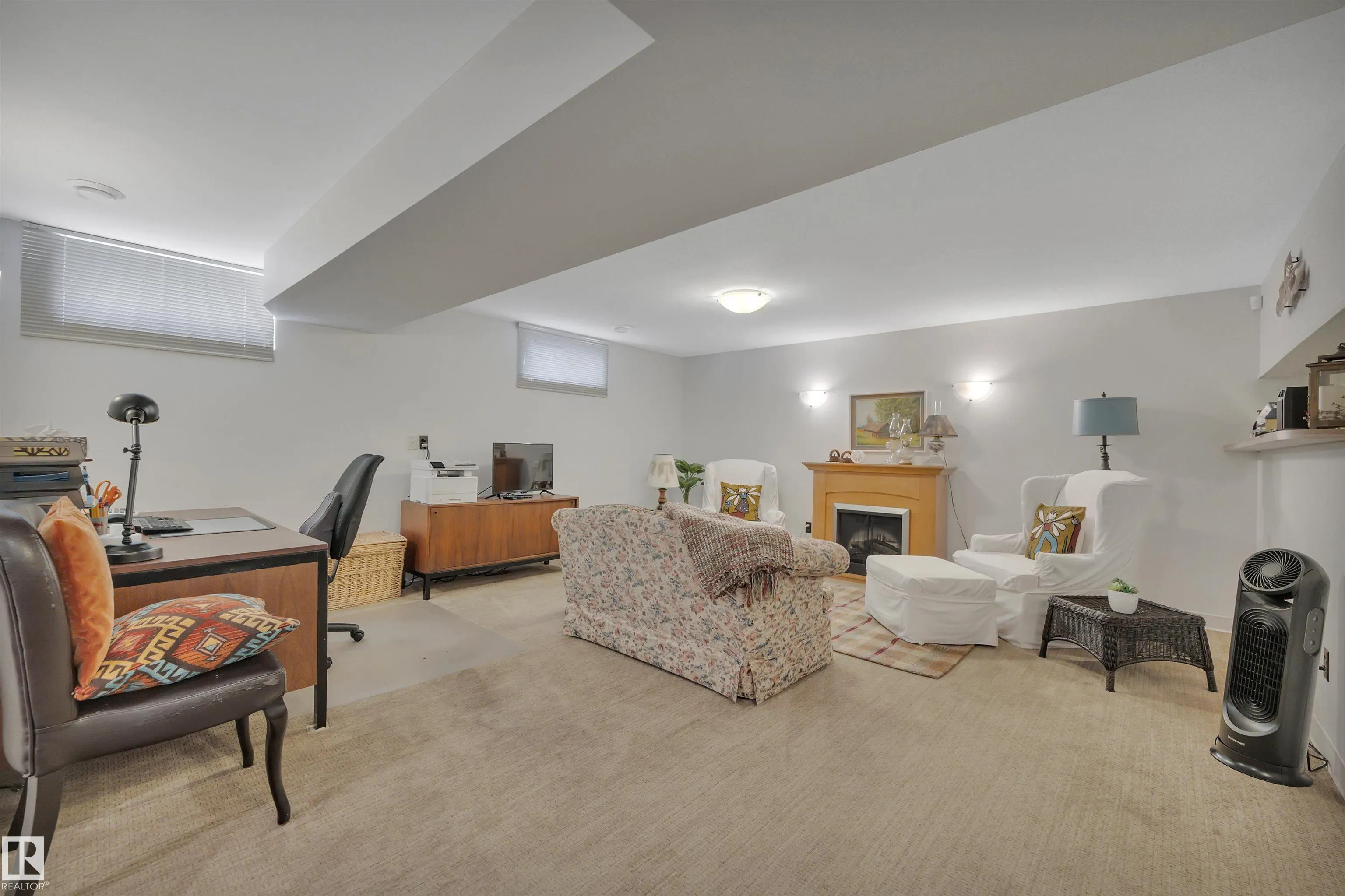 9 BURNHAM Avenue