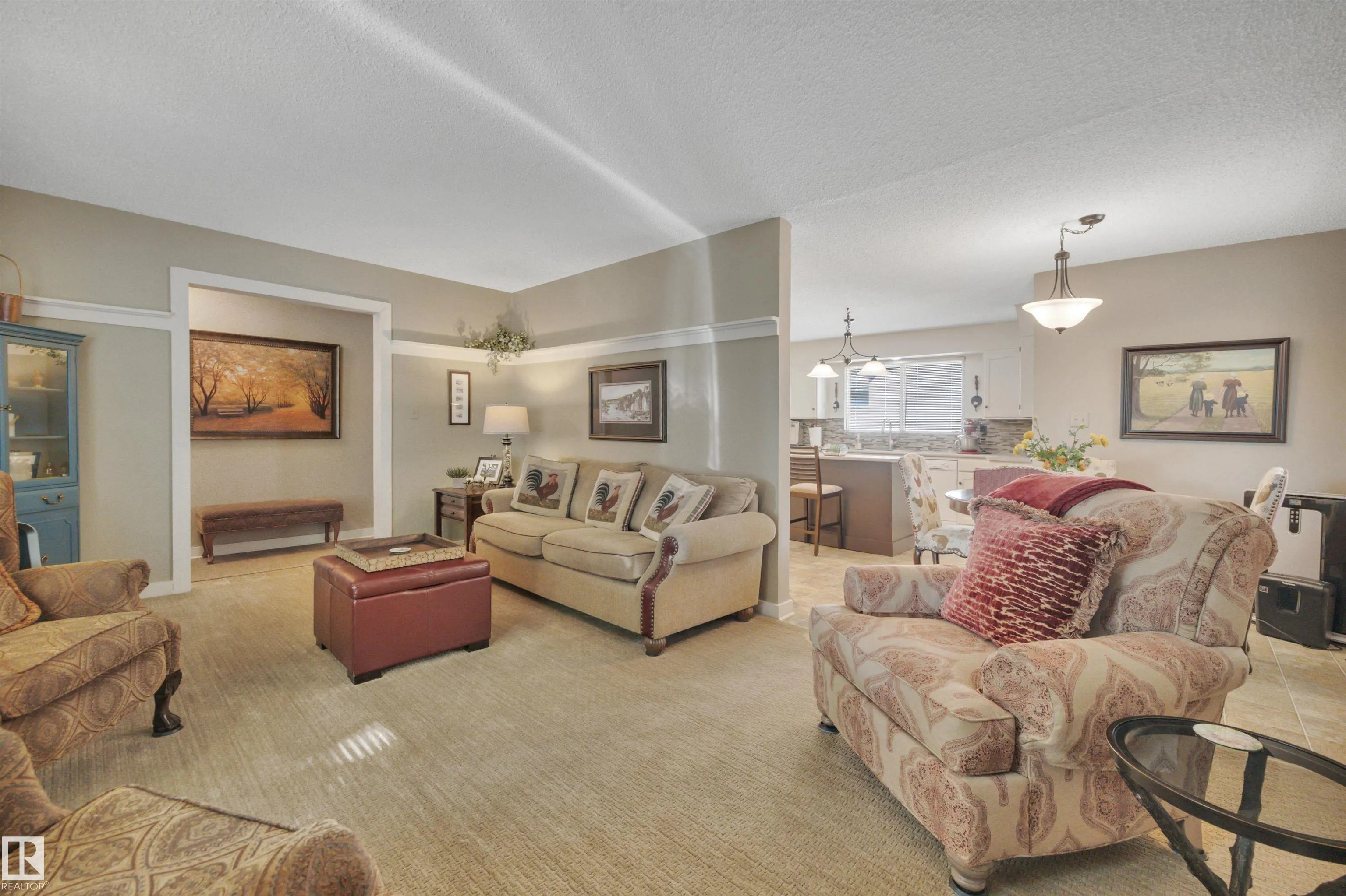 9 BURNHAM Avenue