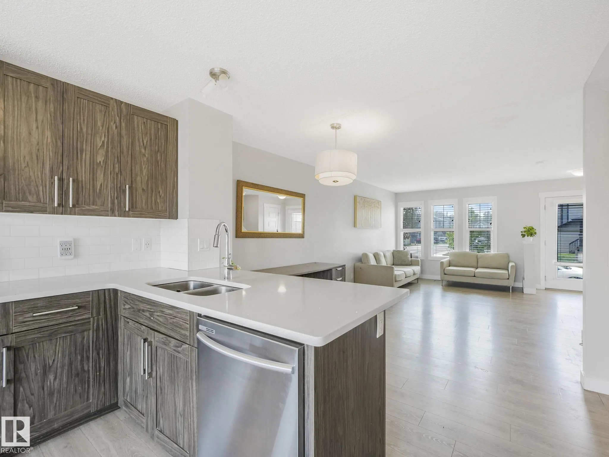 648 LEWIS GREENS Drive