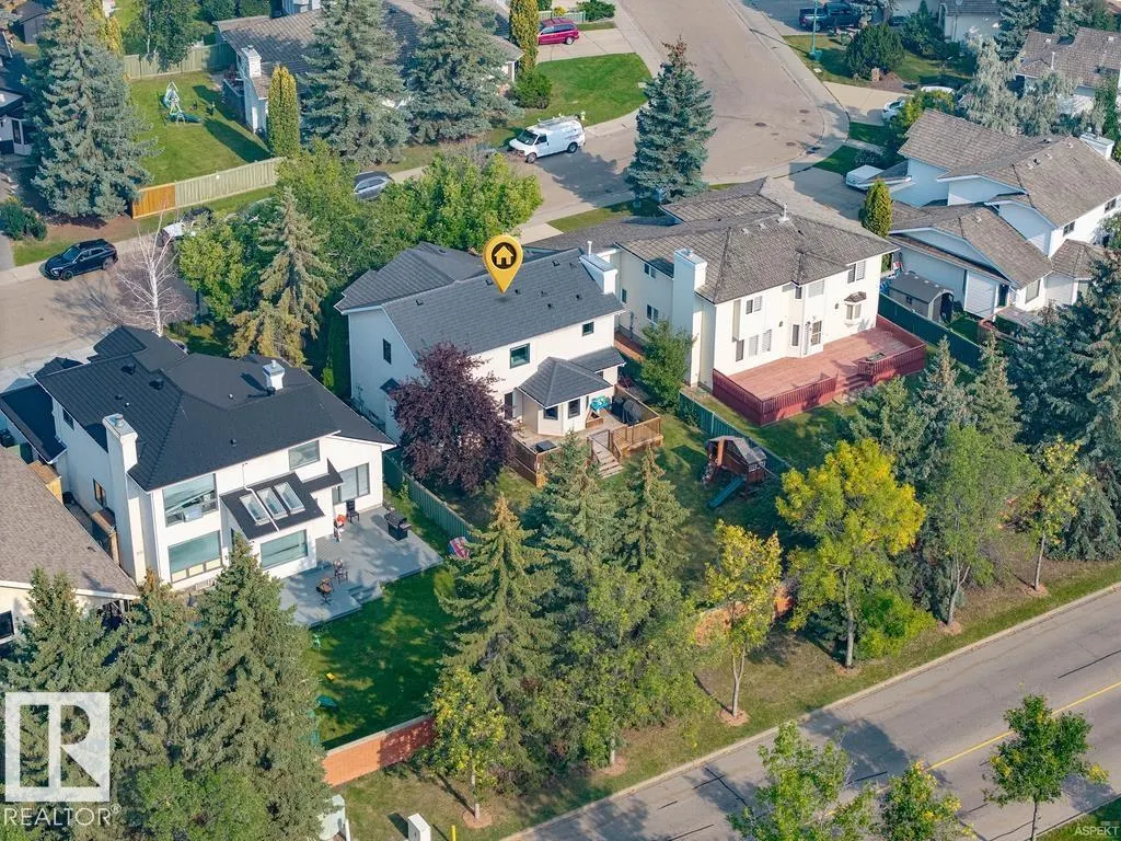 107 WEBER Close