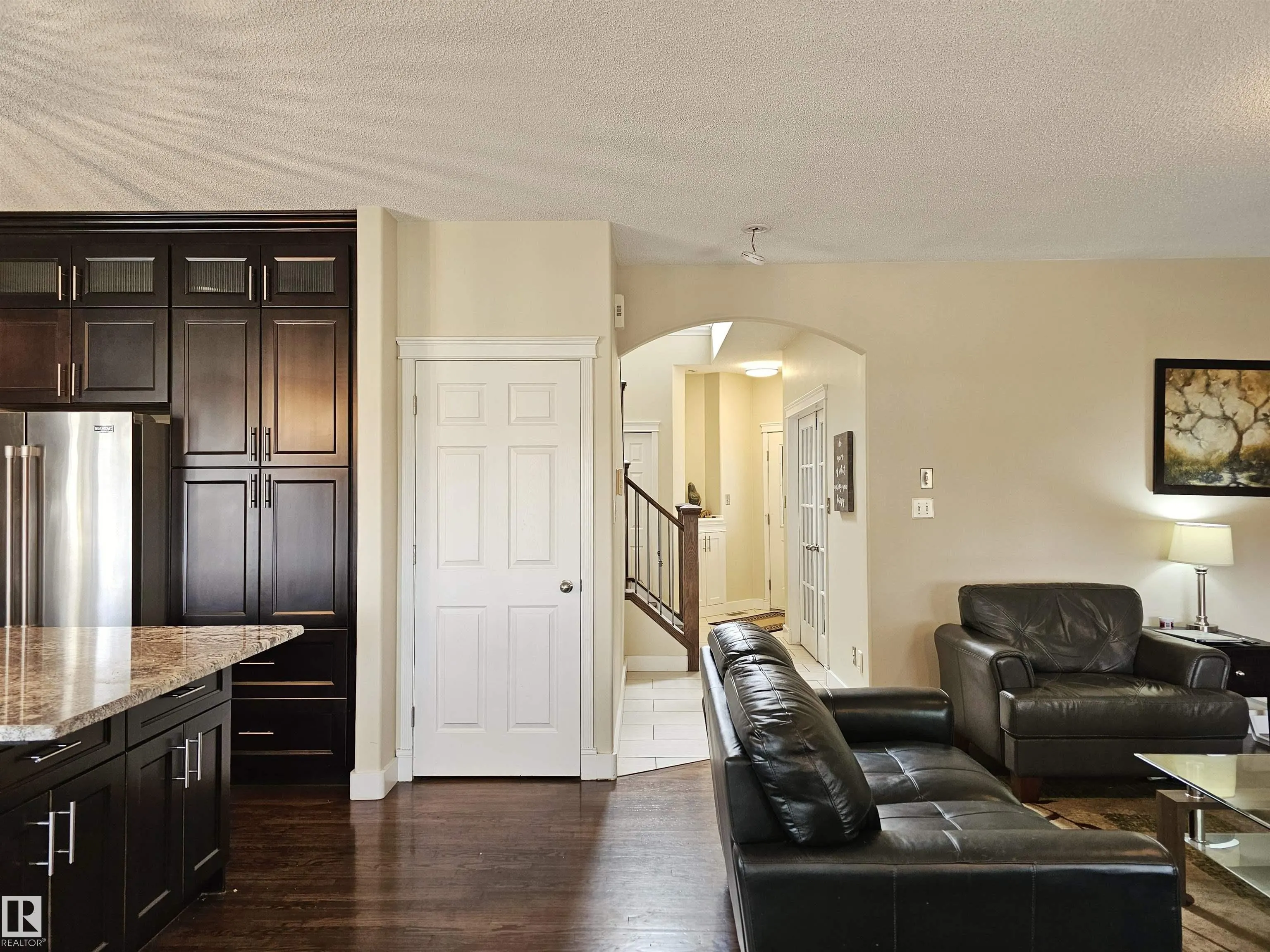 49 DUNFIELD Crescent