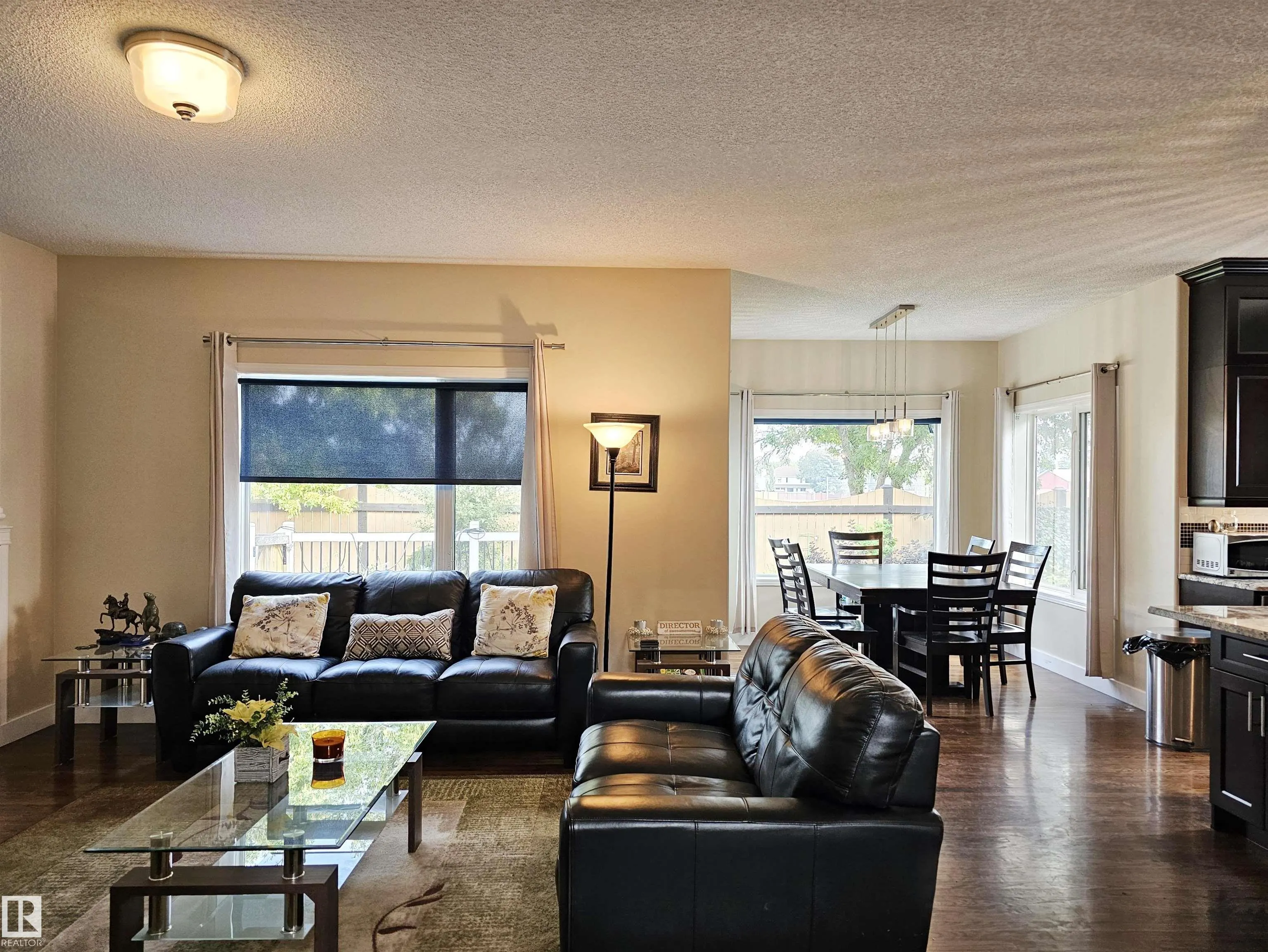 49 DUNFIELD Crescent