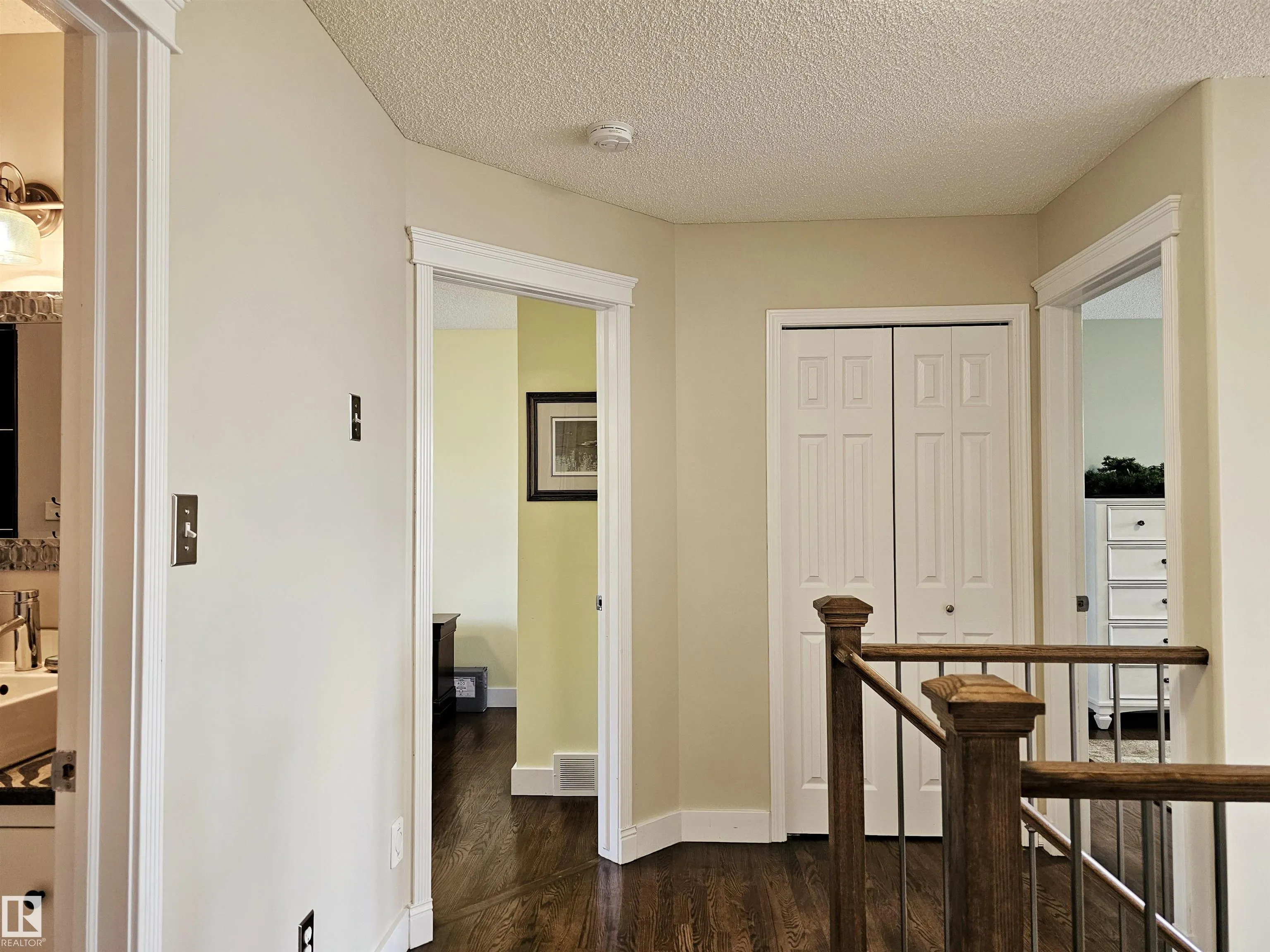 49 DUNFIELD Crescent