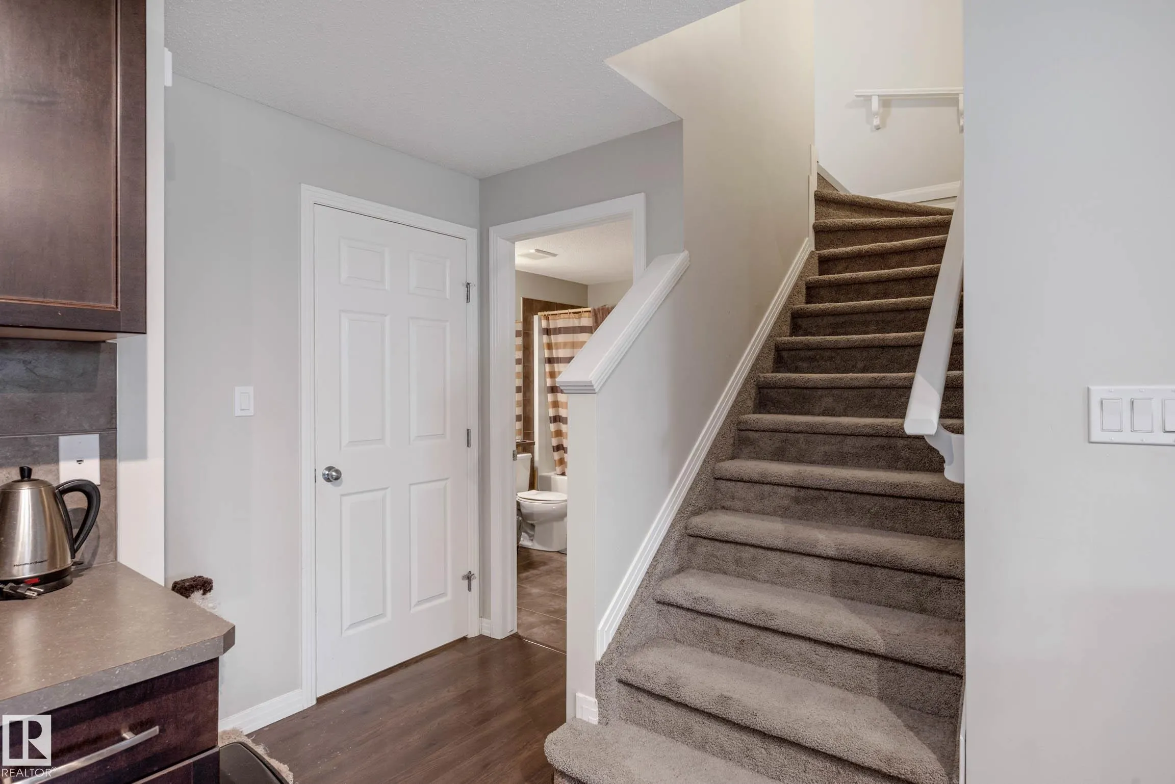 379 Reynalds Court