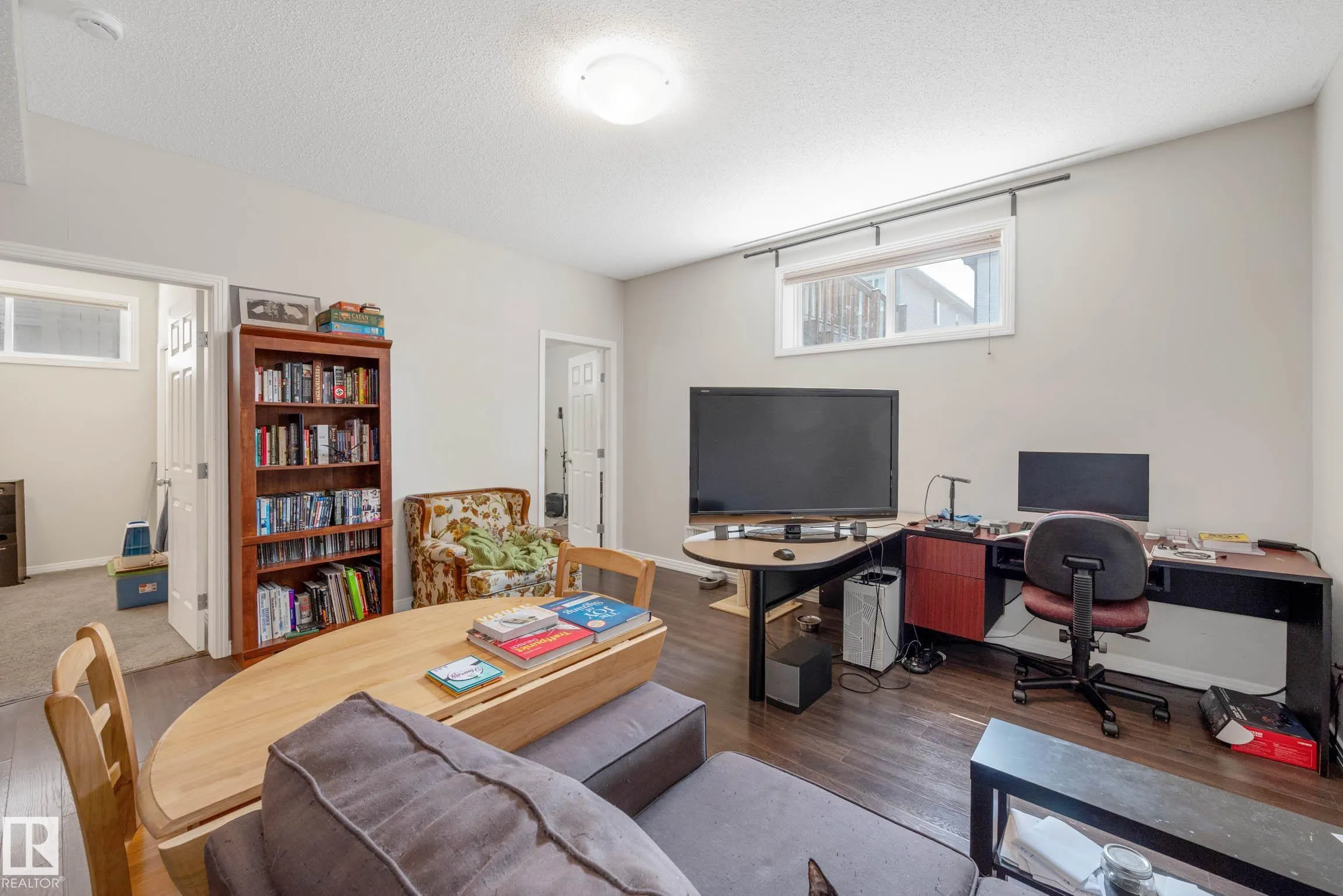 379 Reynalds Court