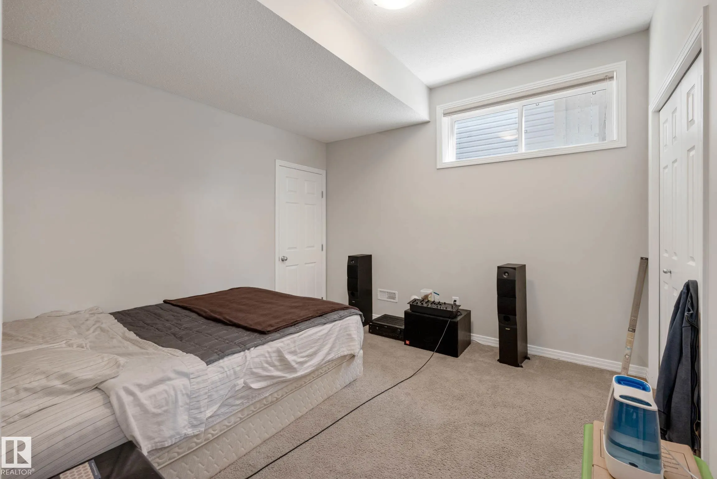 379 Reynalds Court