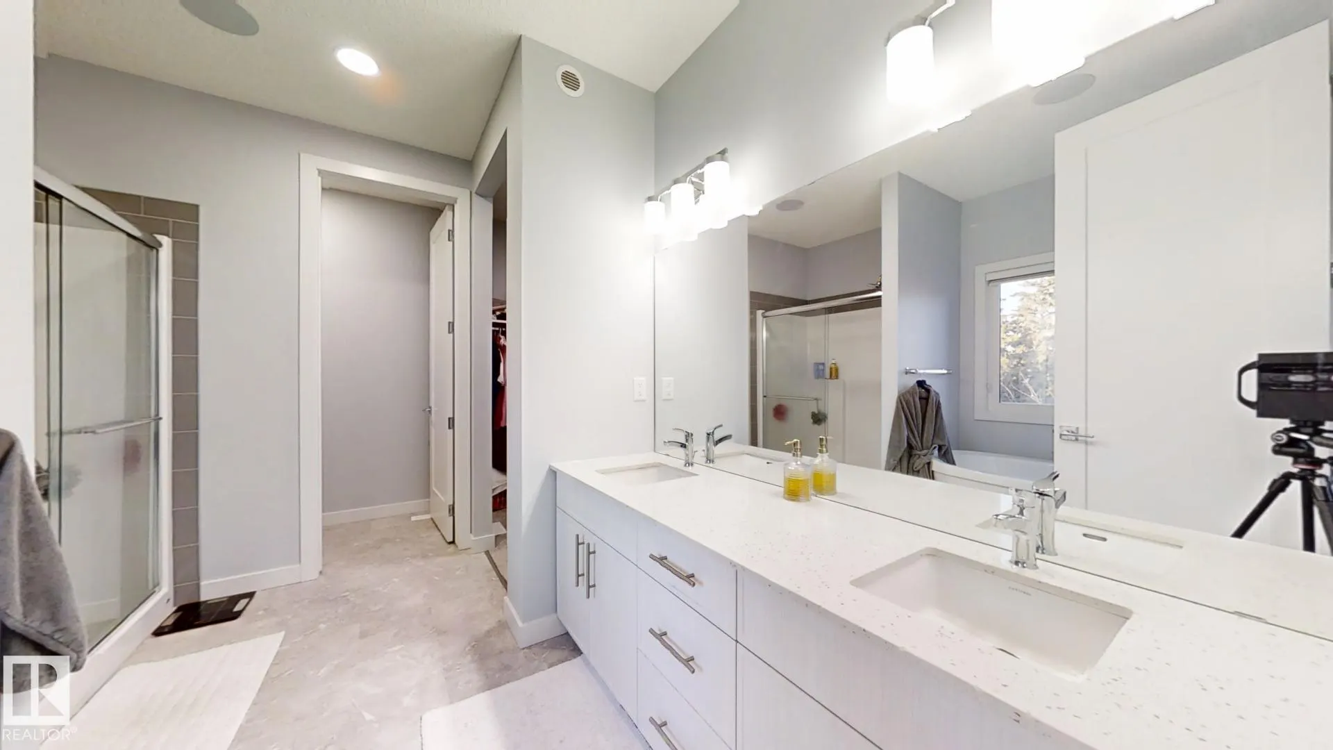 215 Glenridding Ravine Road