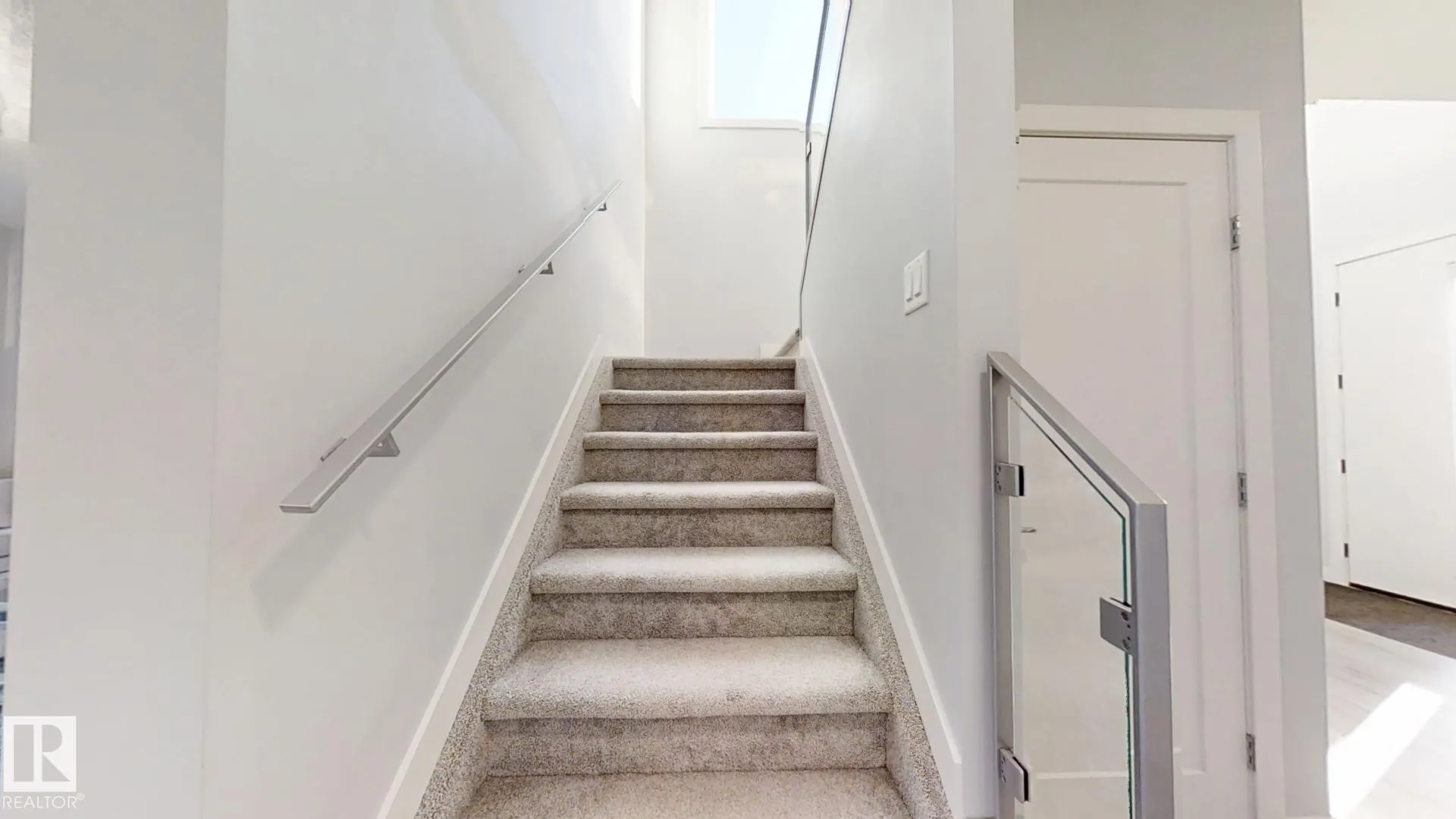 215 Glenridding Ravine Road