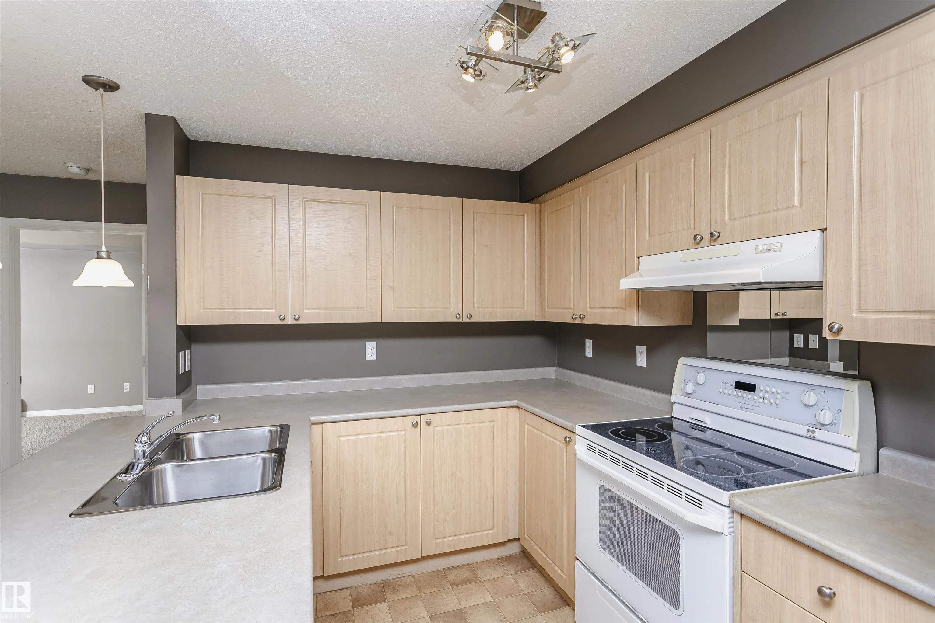 622 MCALLISTER Loop
