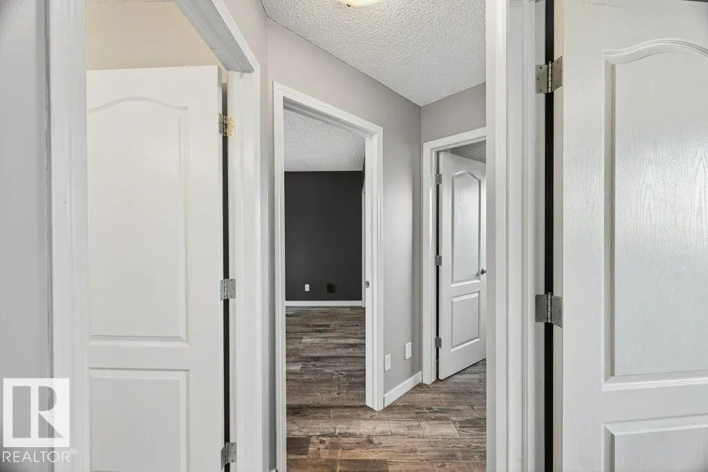 450 HYNDMAN Crescent