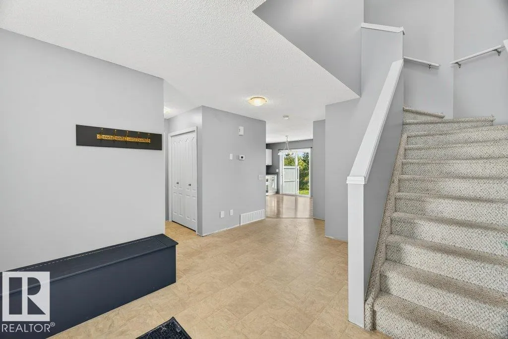 450 HYNDMAN Crescent