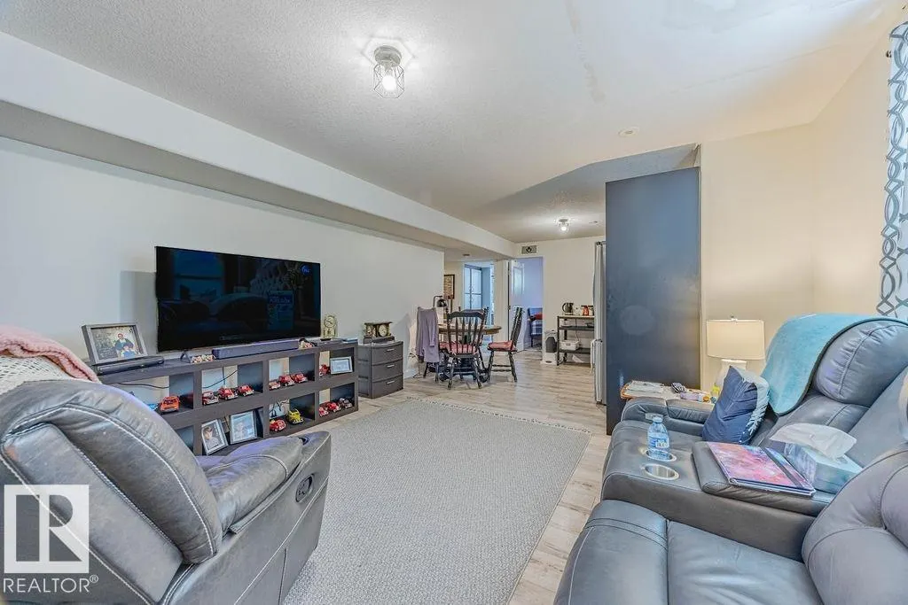55109 HWY 777