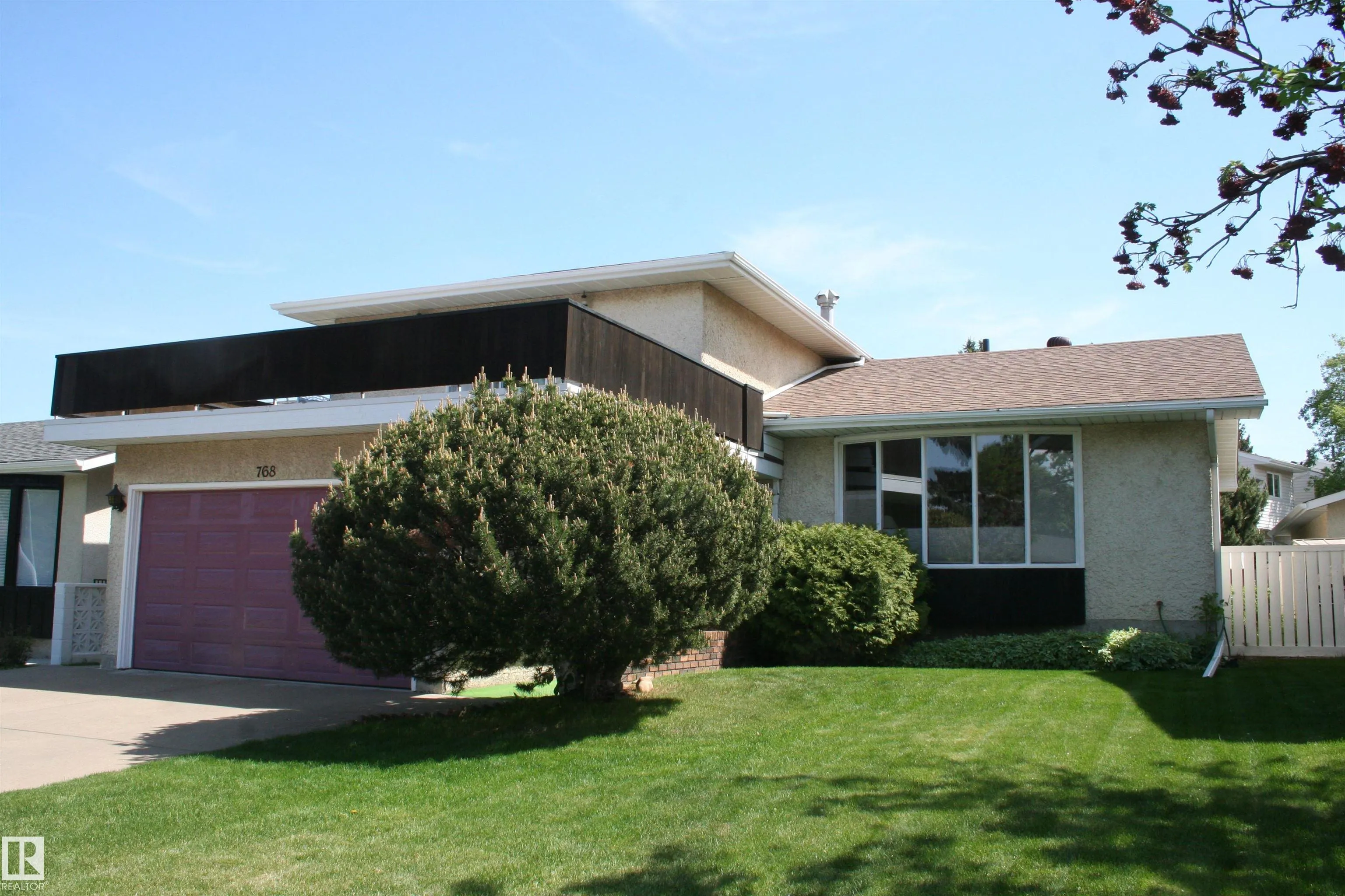 768 LEE RIDGE Road