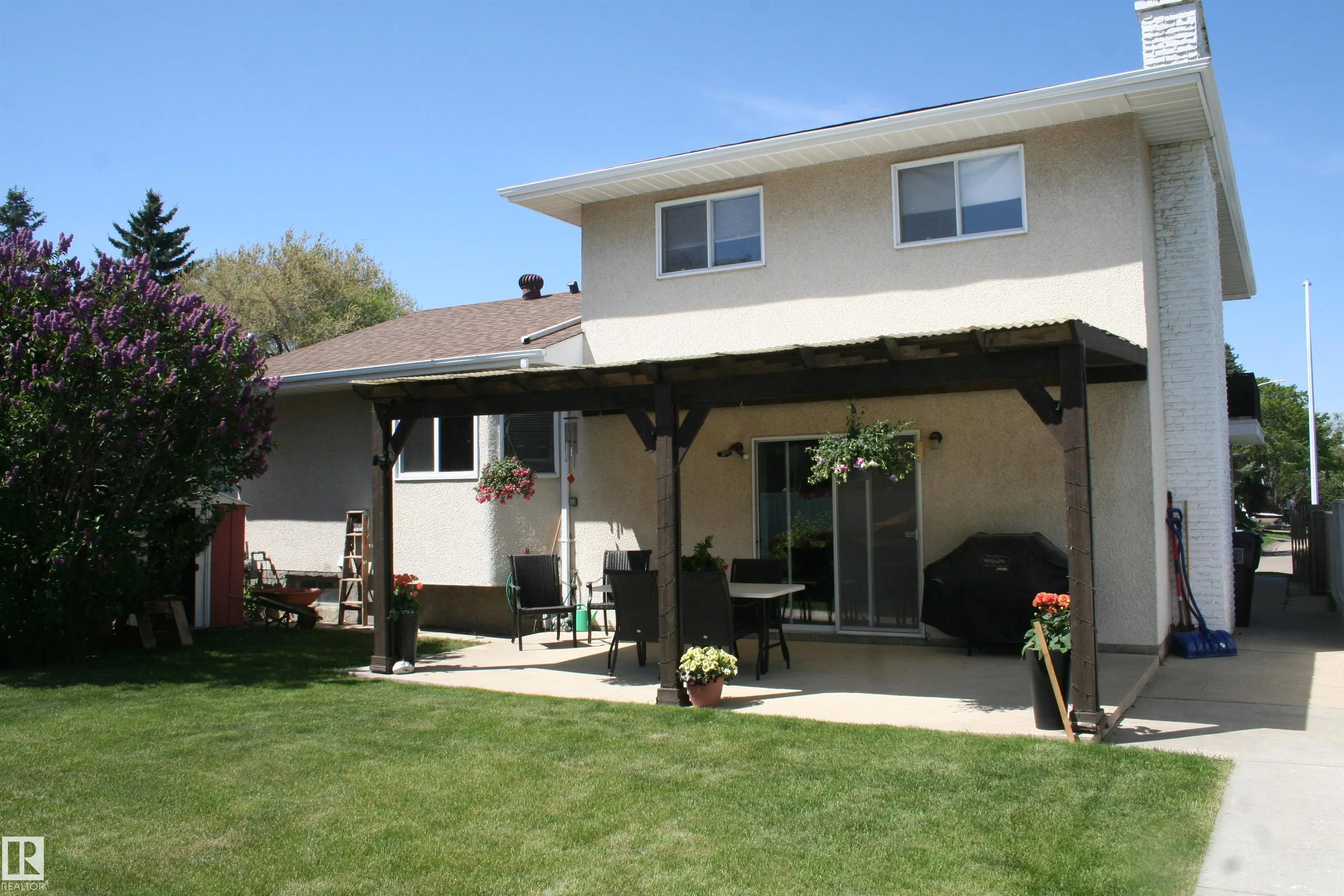 768 LEE RIDGE Road