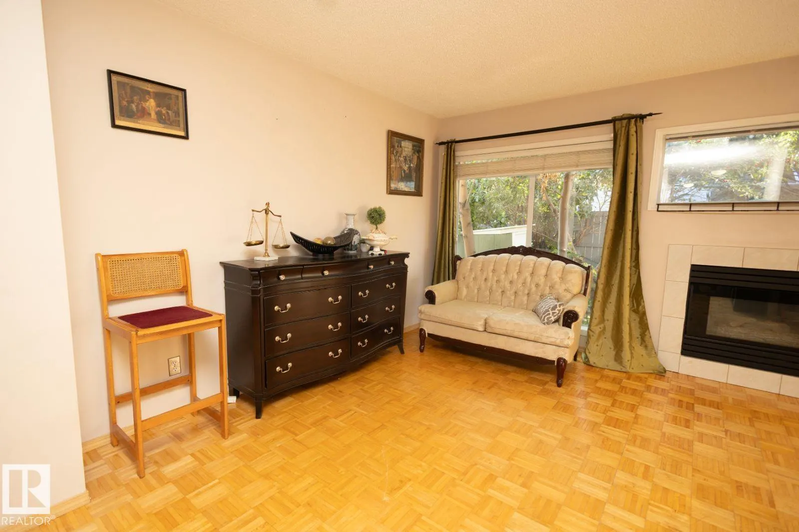 501 YOUVILLE