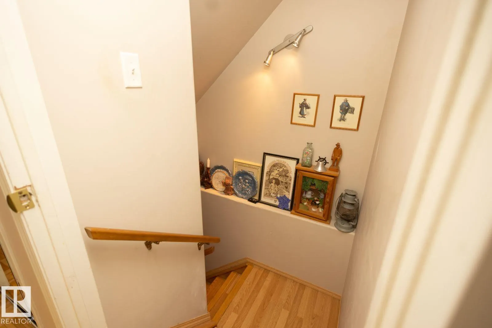 501 YOUVILLE