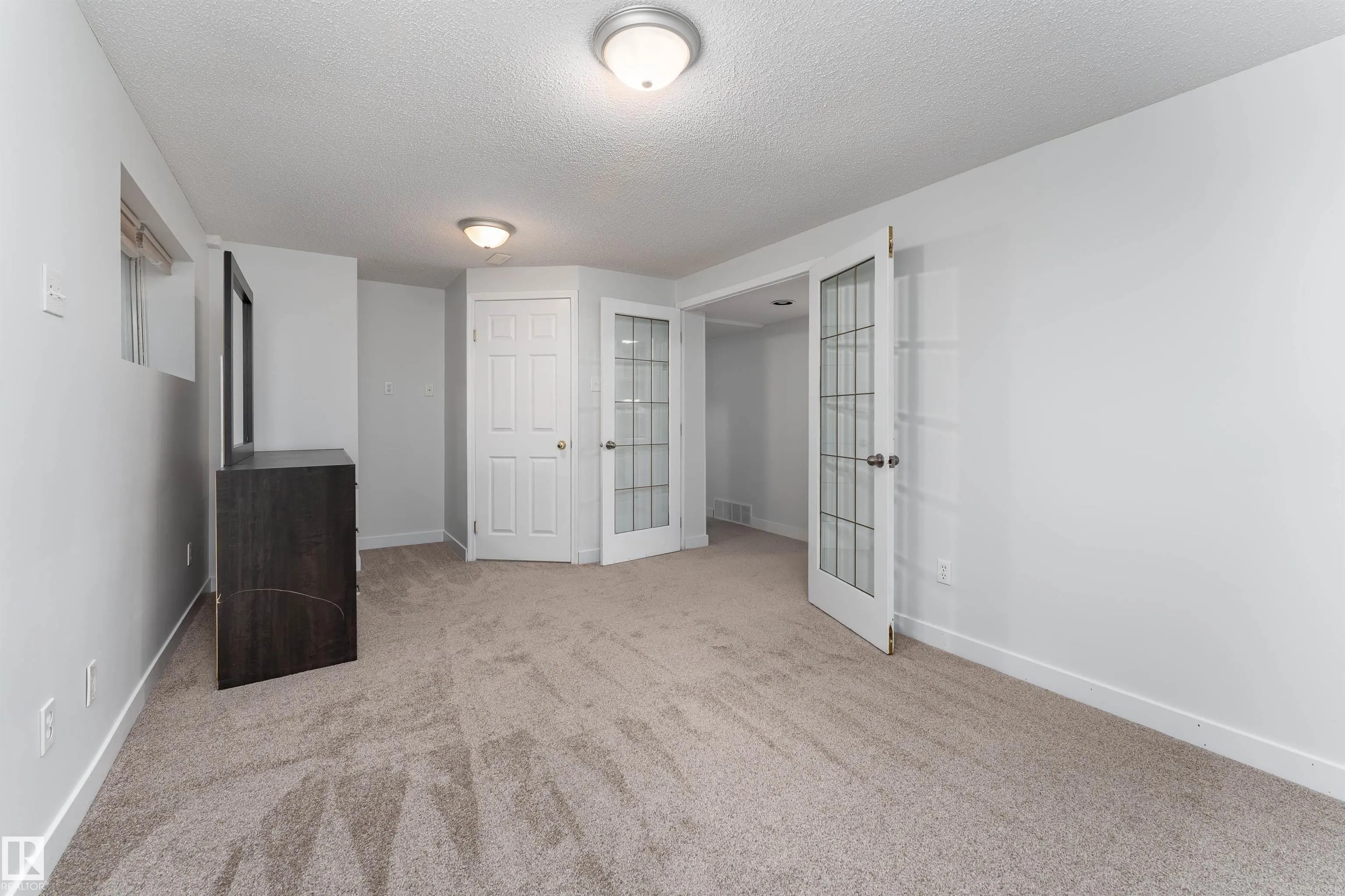 1113 LAKEWOOD ROAD NORTH