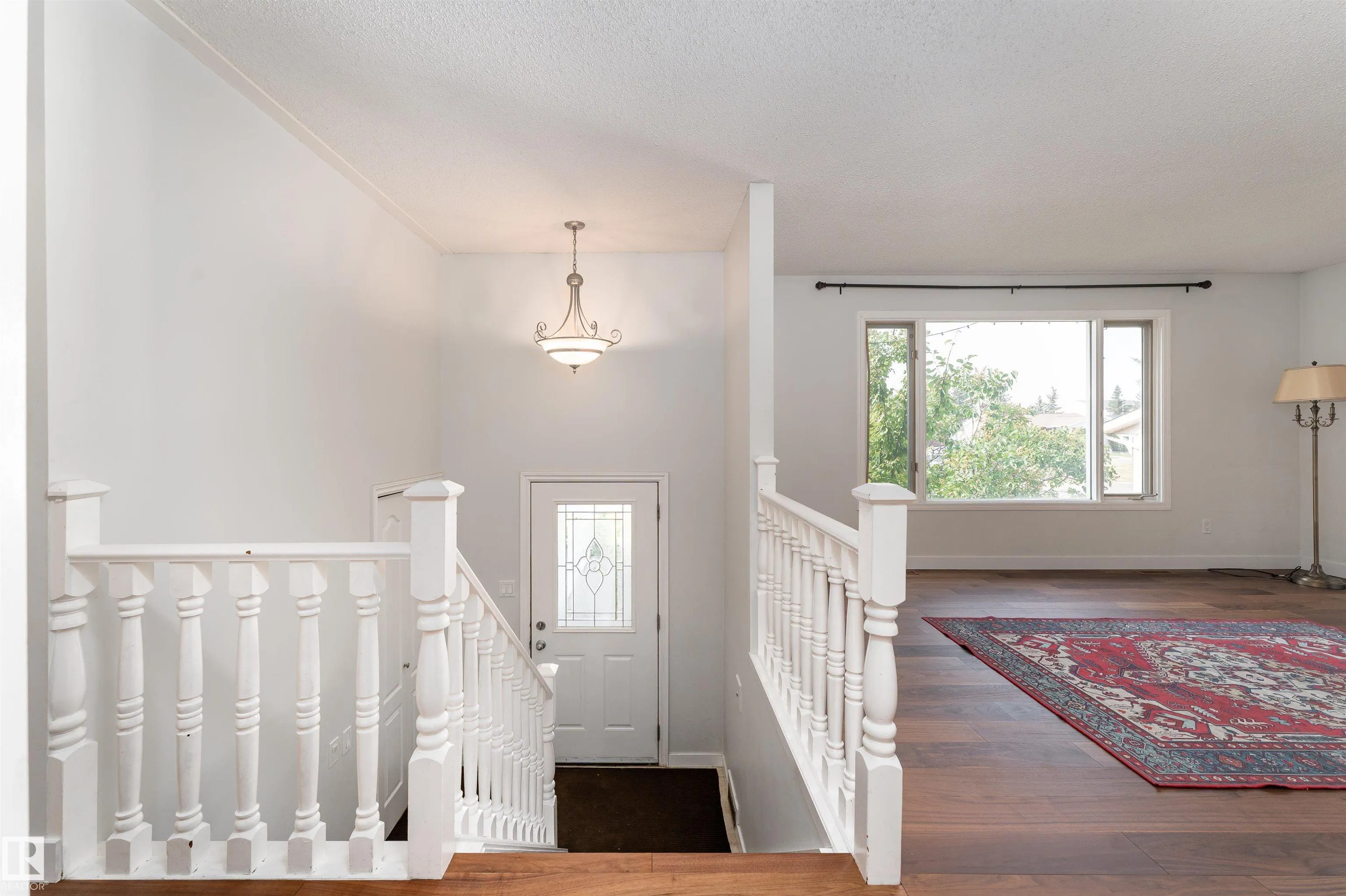 1113 LAKEWOOD