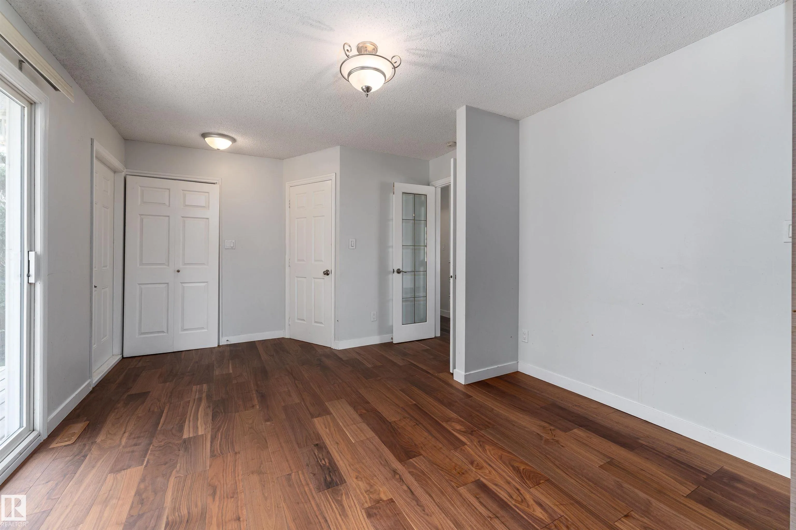 1113 LAKEWOOD ROAD NORTH