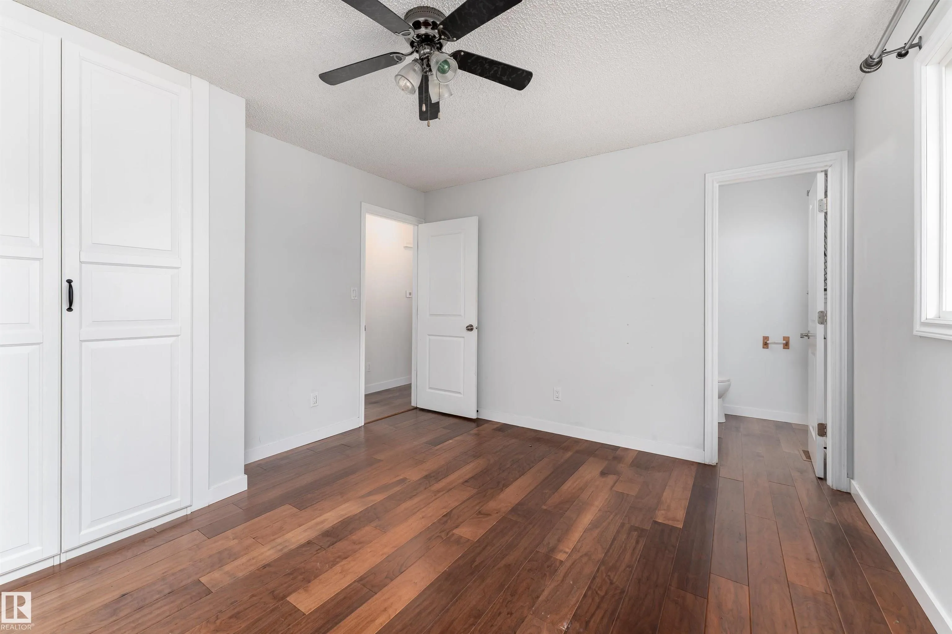 1113 LAKEWOOD