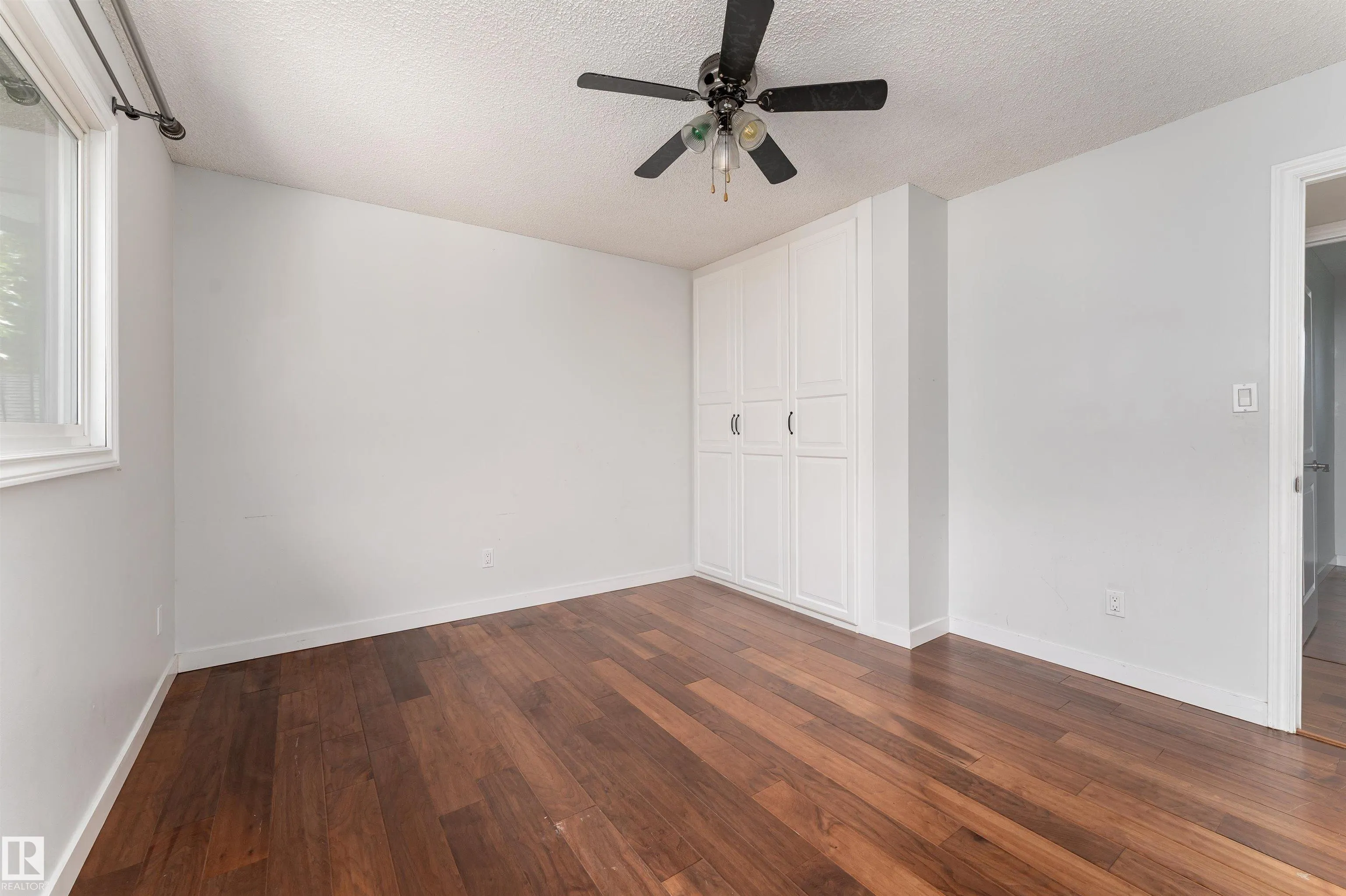1113 LAKEWOOD