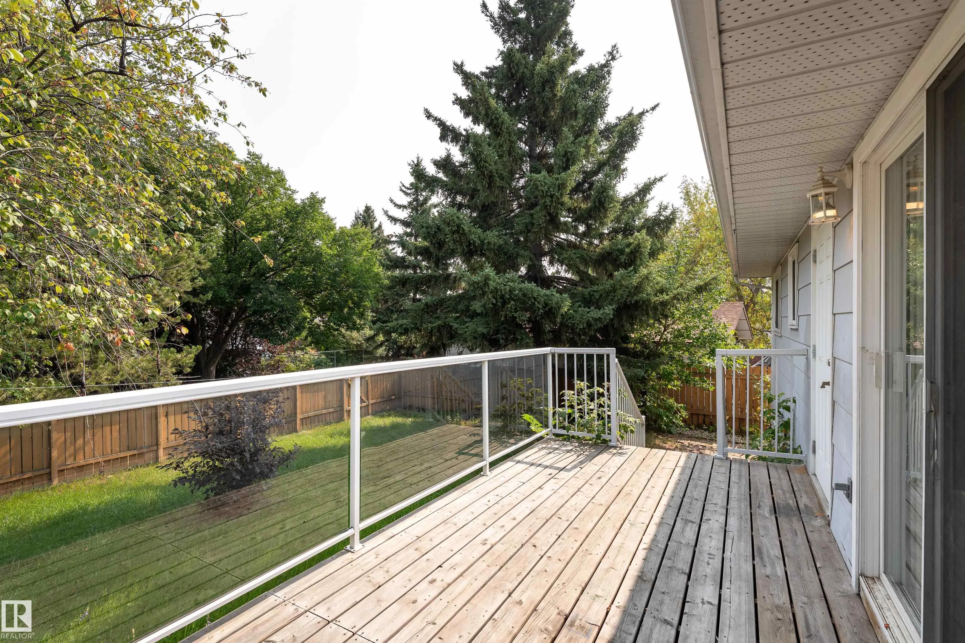 1113 LAKEWOOD ROAD NORTH