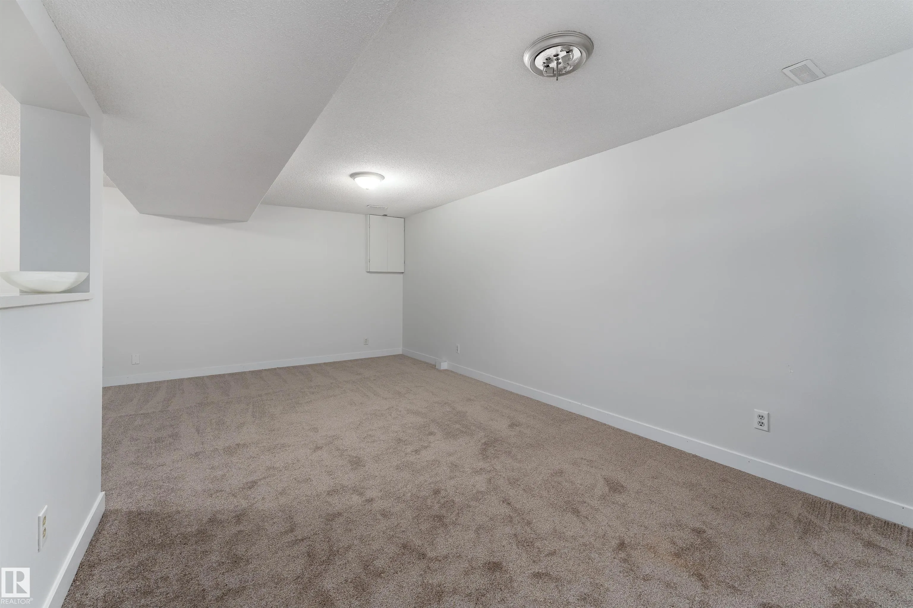 1113 LAKEWOOD