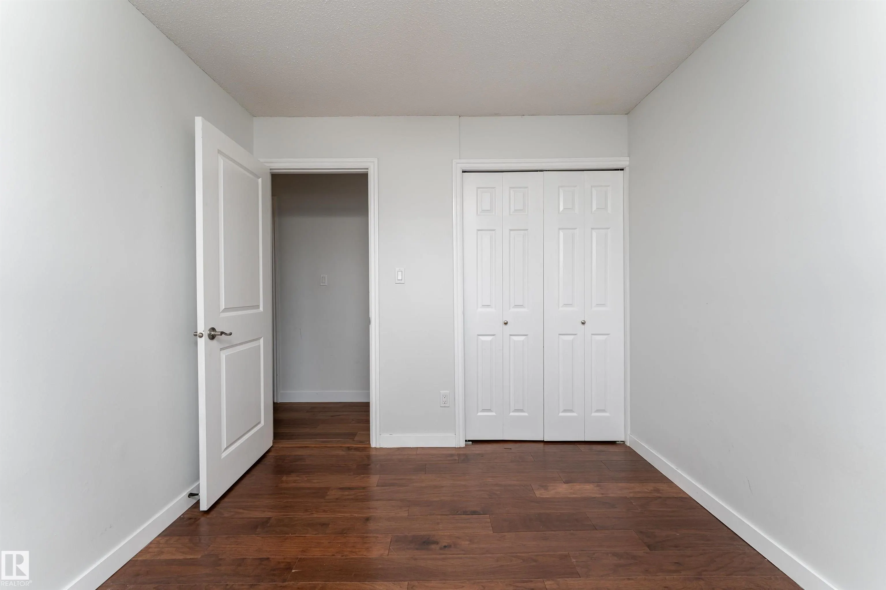 1113 LAKEWOOD