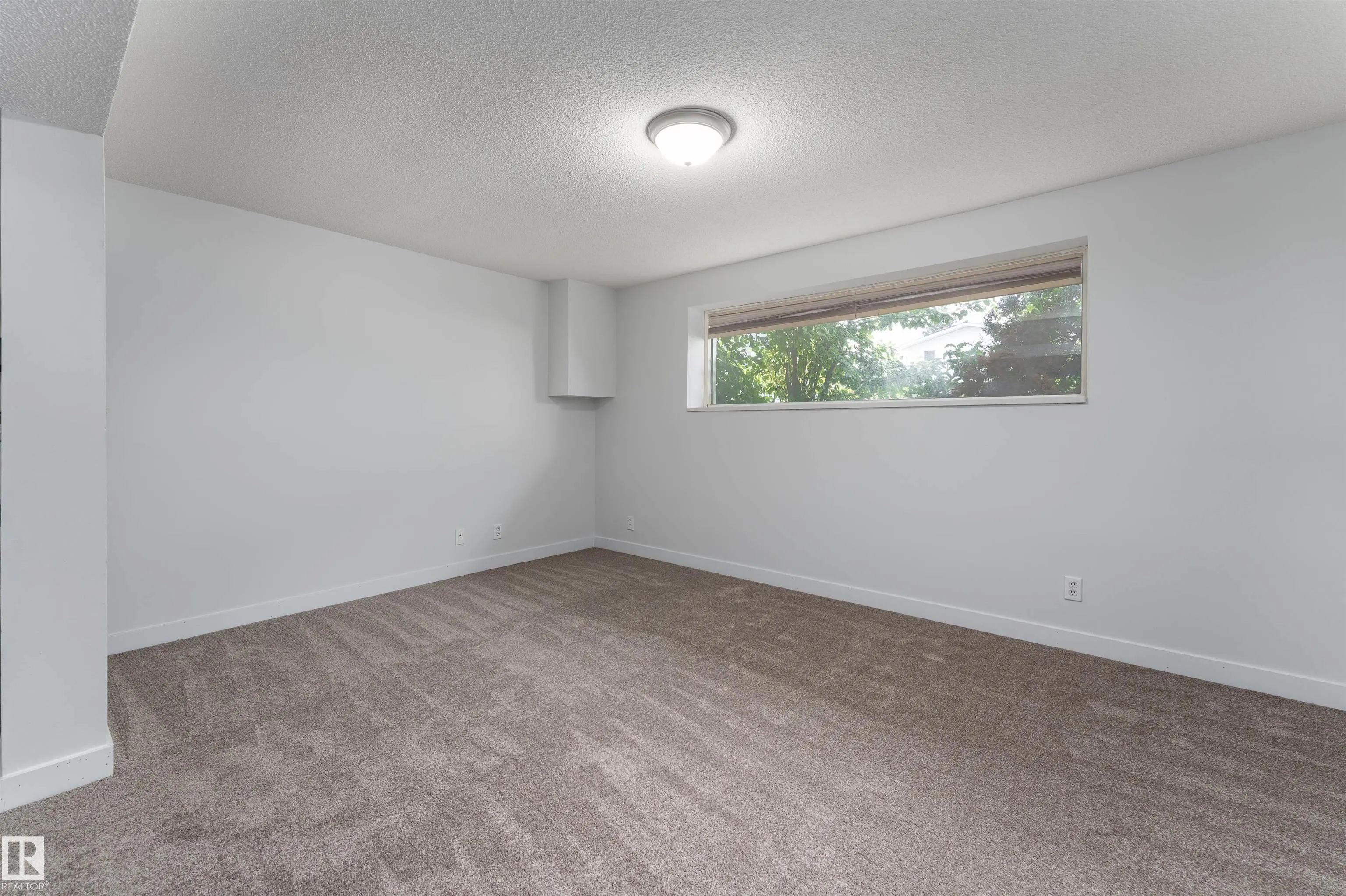 1113 LAKEWOOD