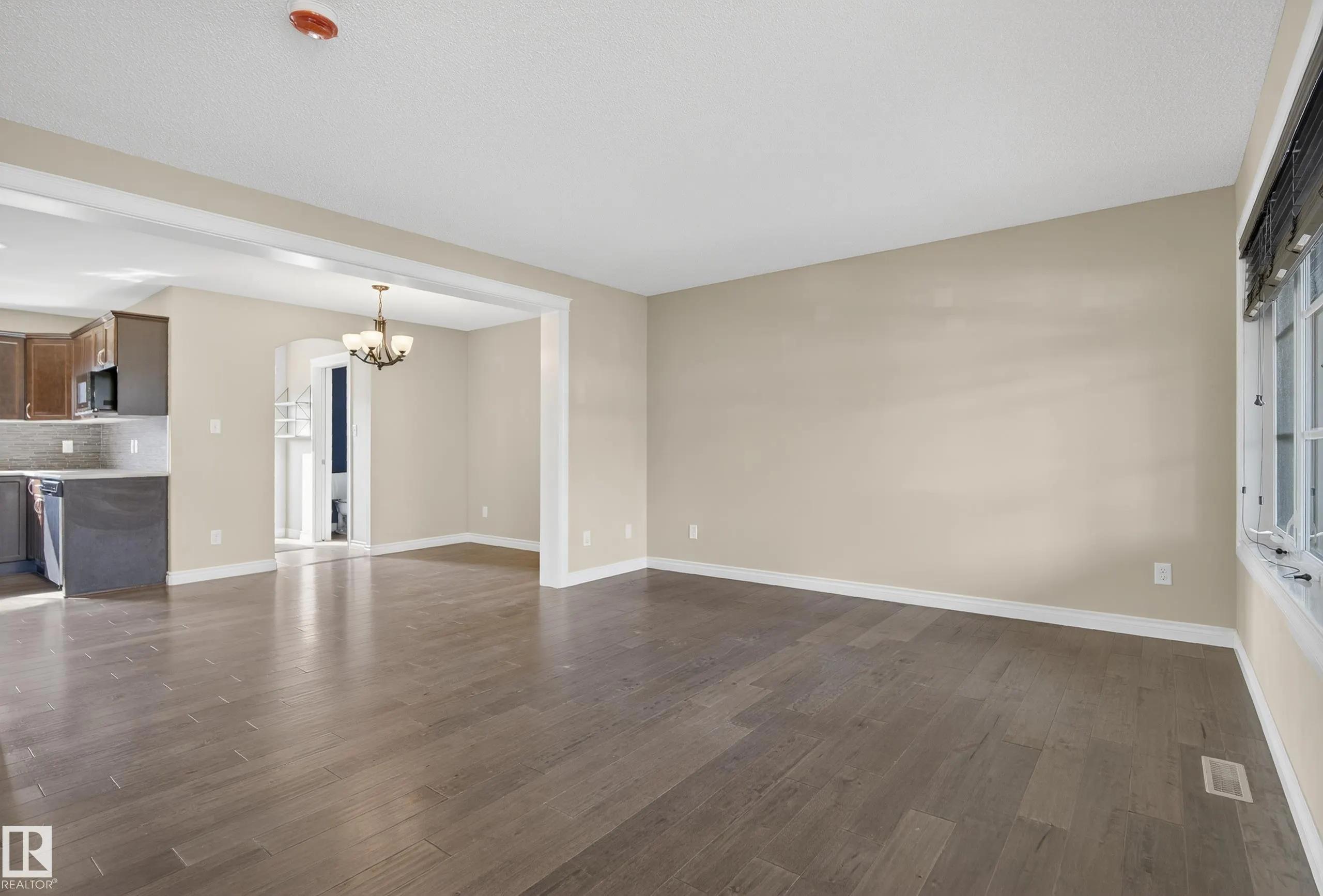 2259 CASEY Crescent