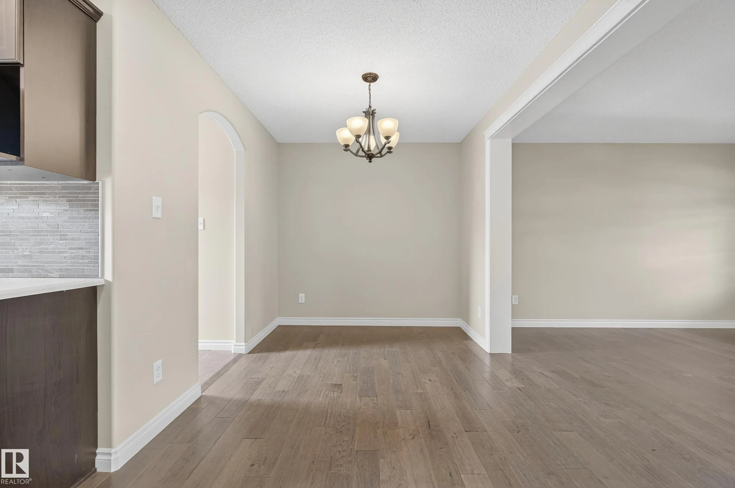 2259 CASEY Crescent