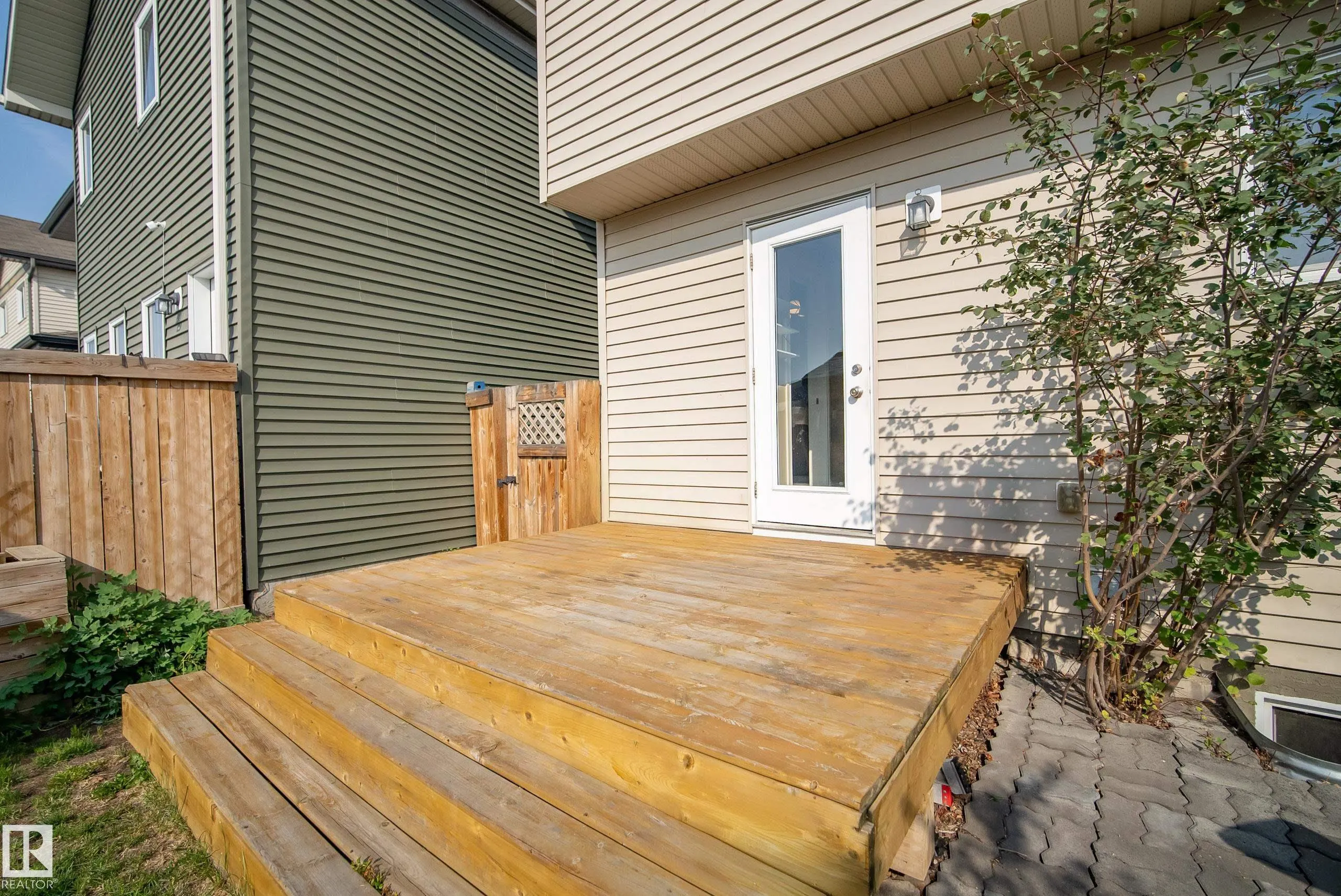 2259 CASEY Crescent