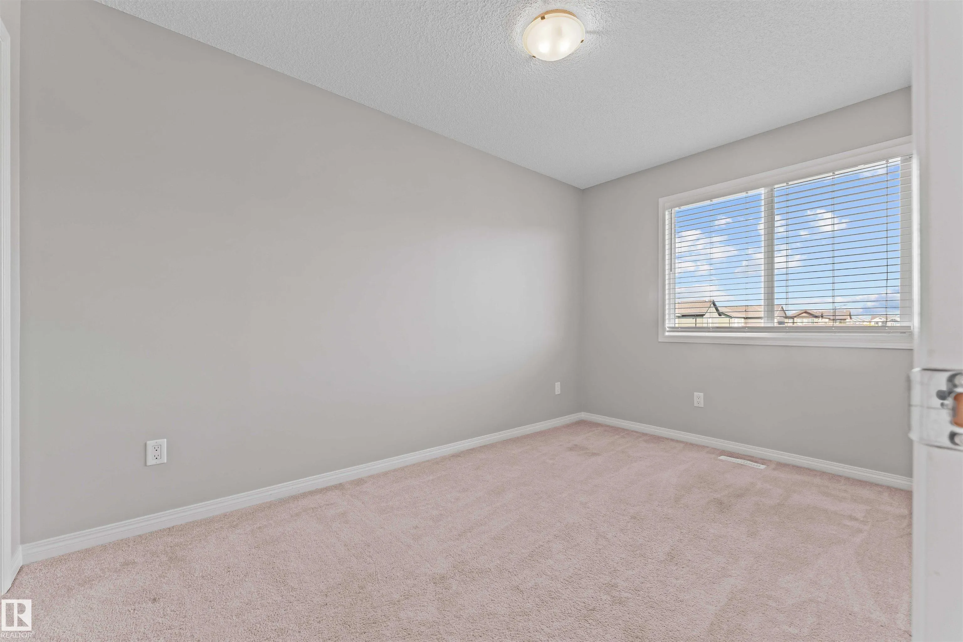 501 ORCHARDS Boulevard