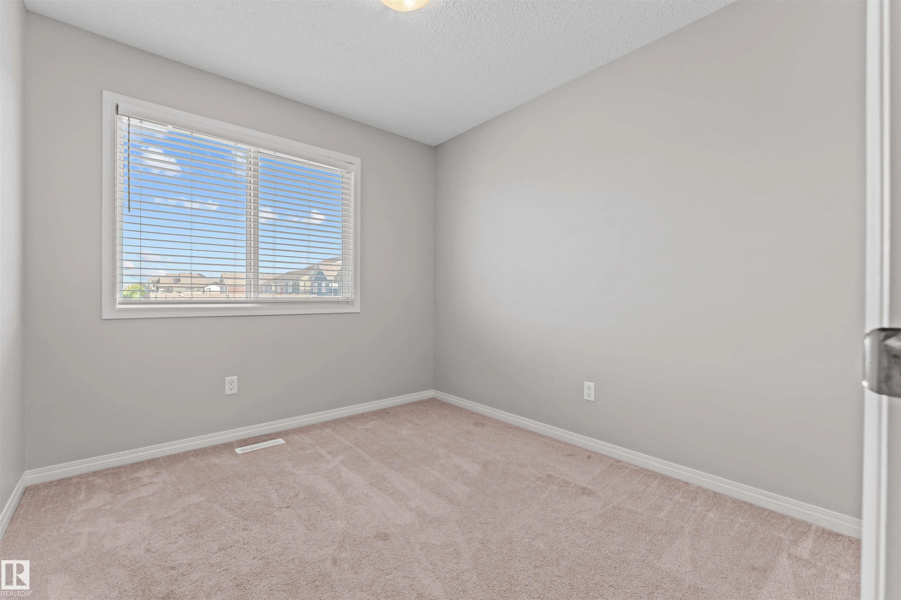 501 ORCHARDS Boulevard