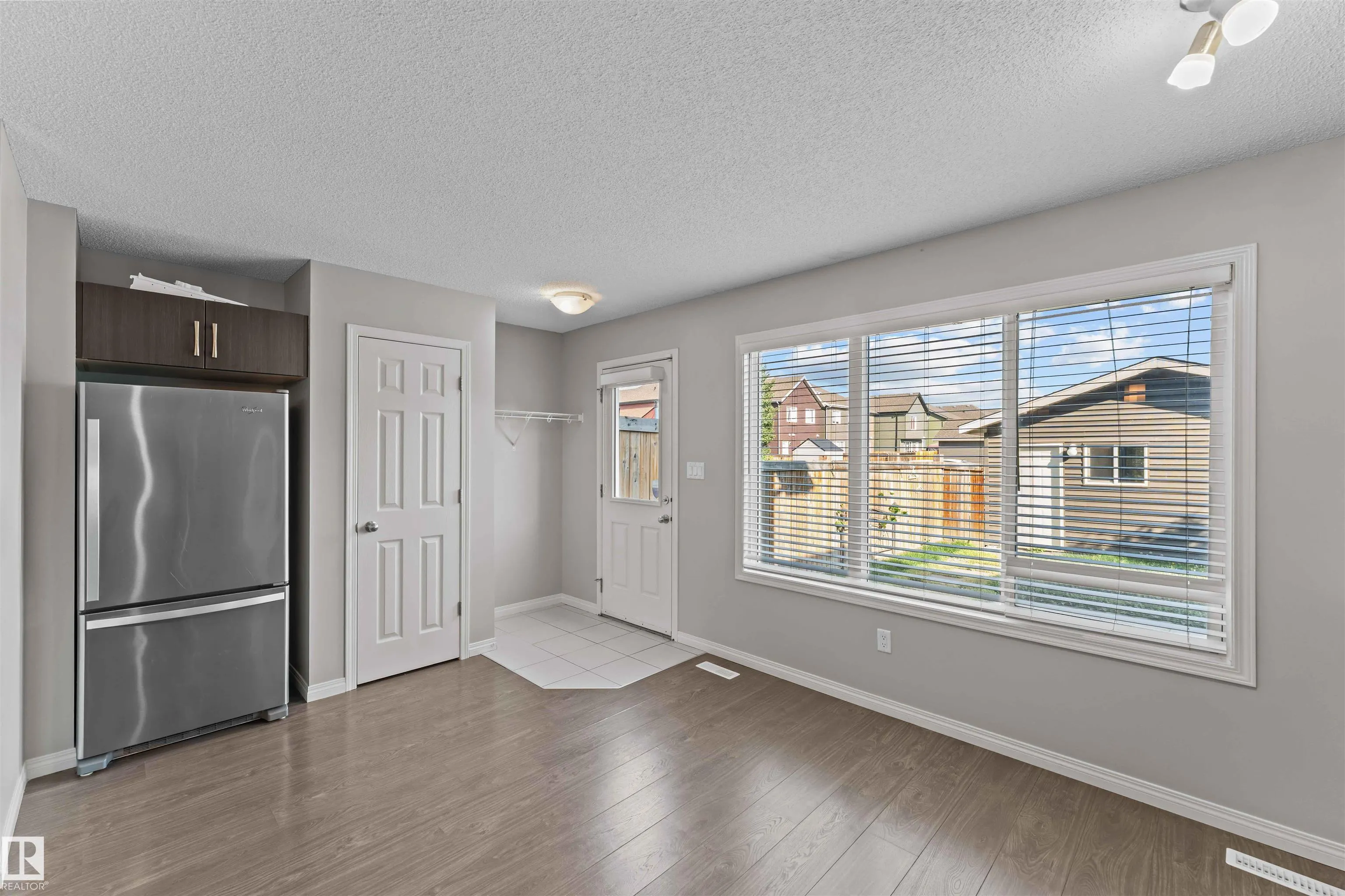501 ORCHARDS Boulevard