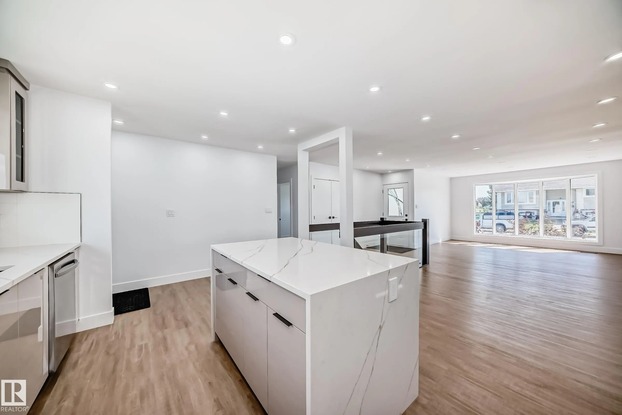 15016 88 Street