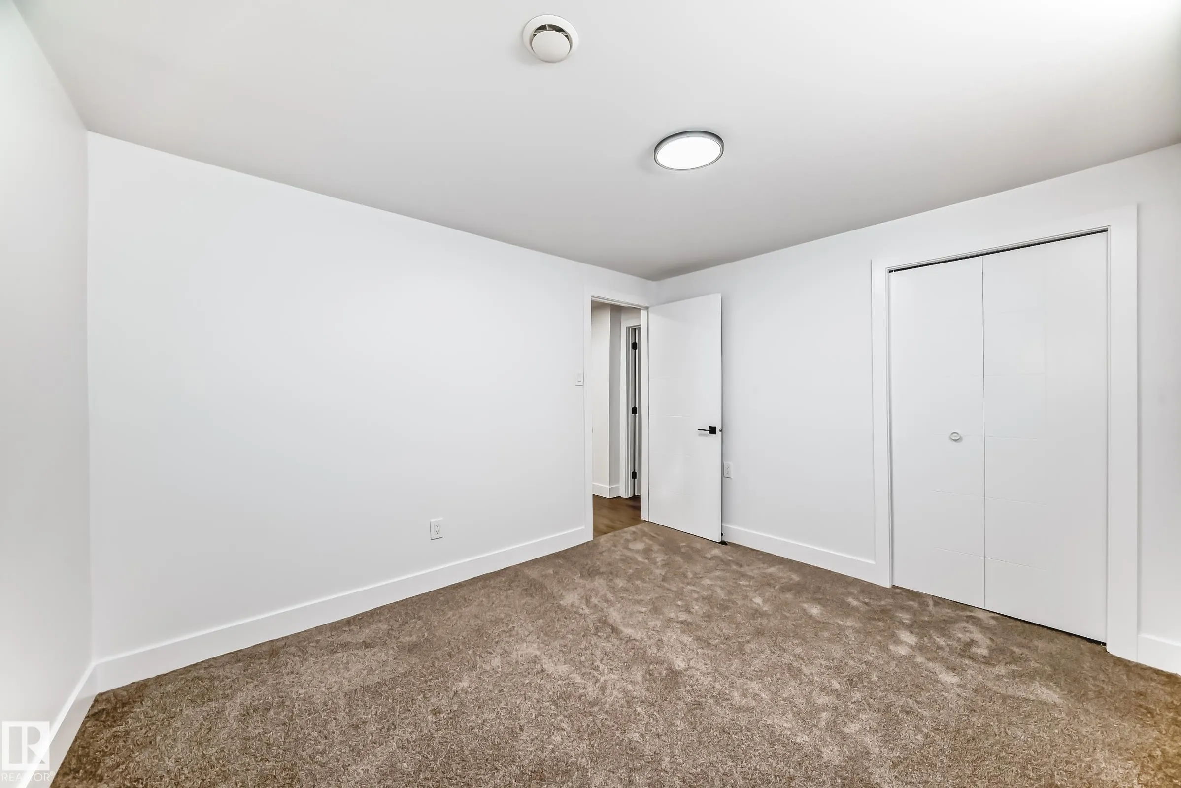 15016 88 Street